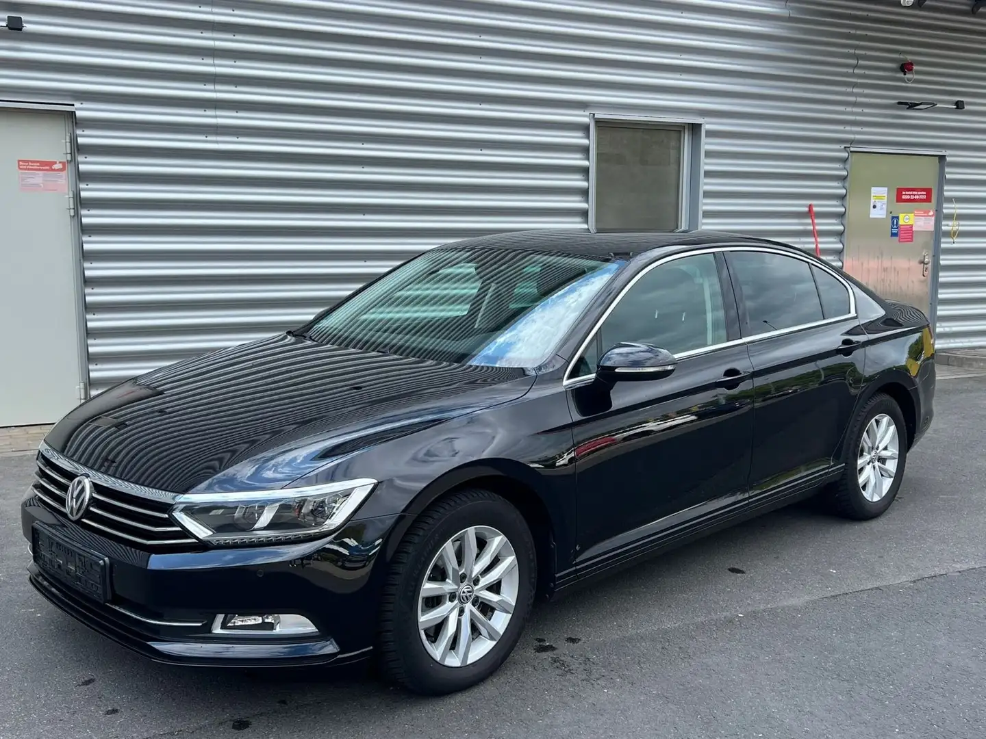 Volkswagen Passat Lim. Comfortline BMT/Start-Stopp Schwarz - 1