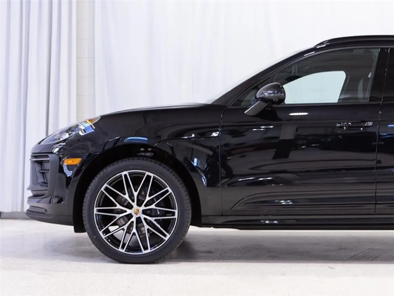 Porsche Macan снимка Porsche Macan