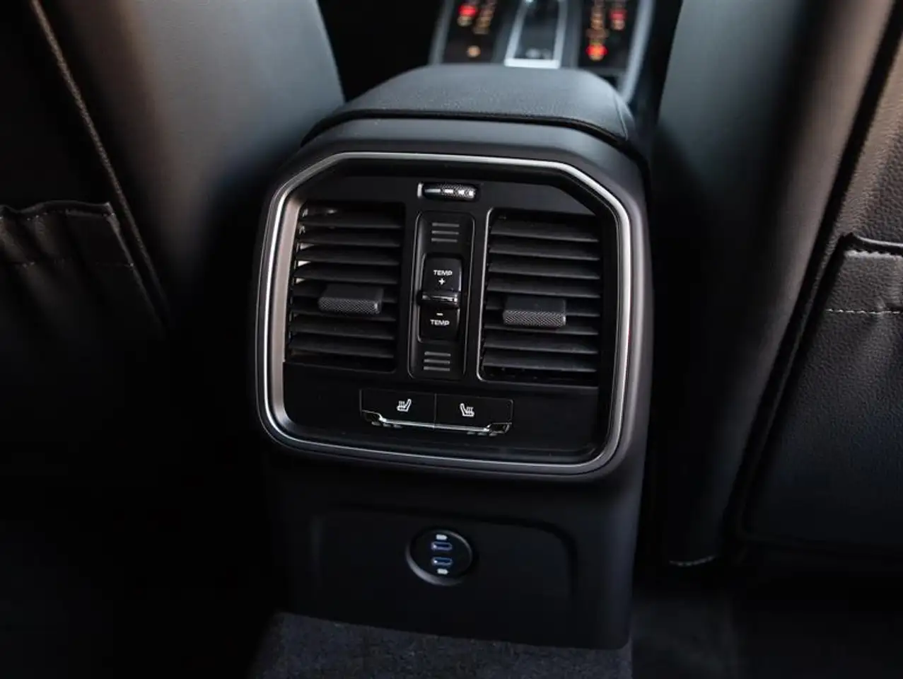 Porsche Macan снимка Porsche Macan