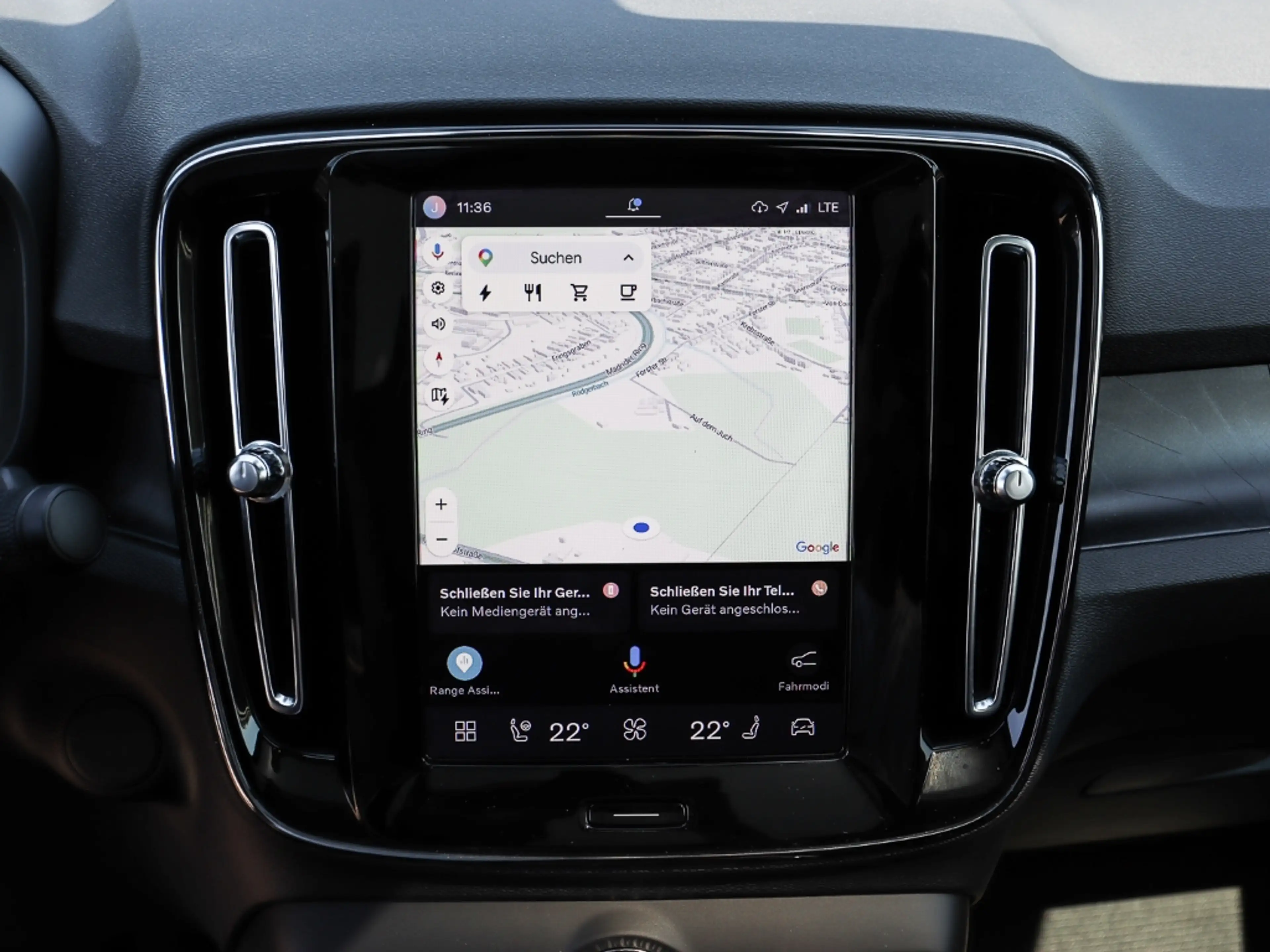 Volvo C40 Ultimate Recharge Pure Electric AWD StandHZG AHK D — photo 8