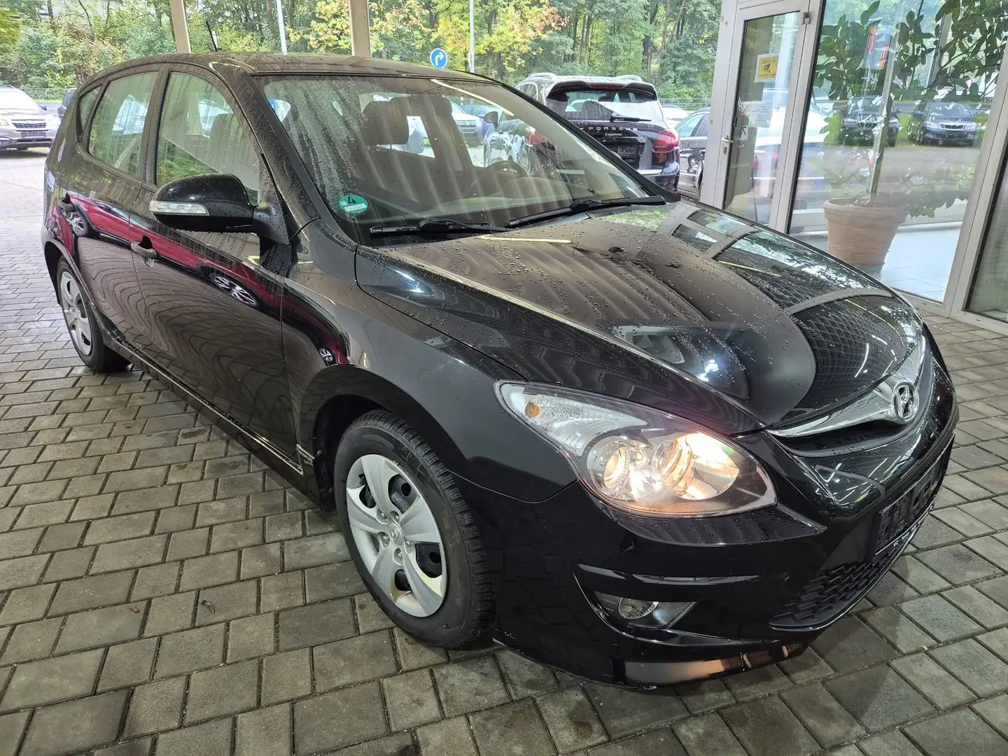 Hyundai i30 Classic Noir - 1