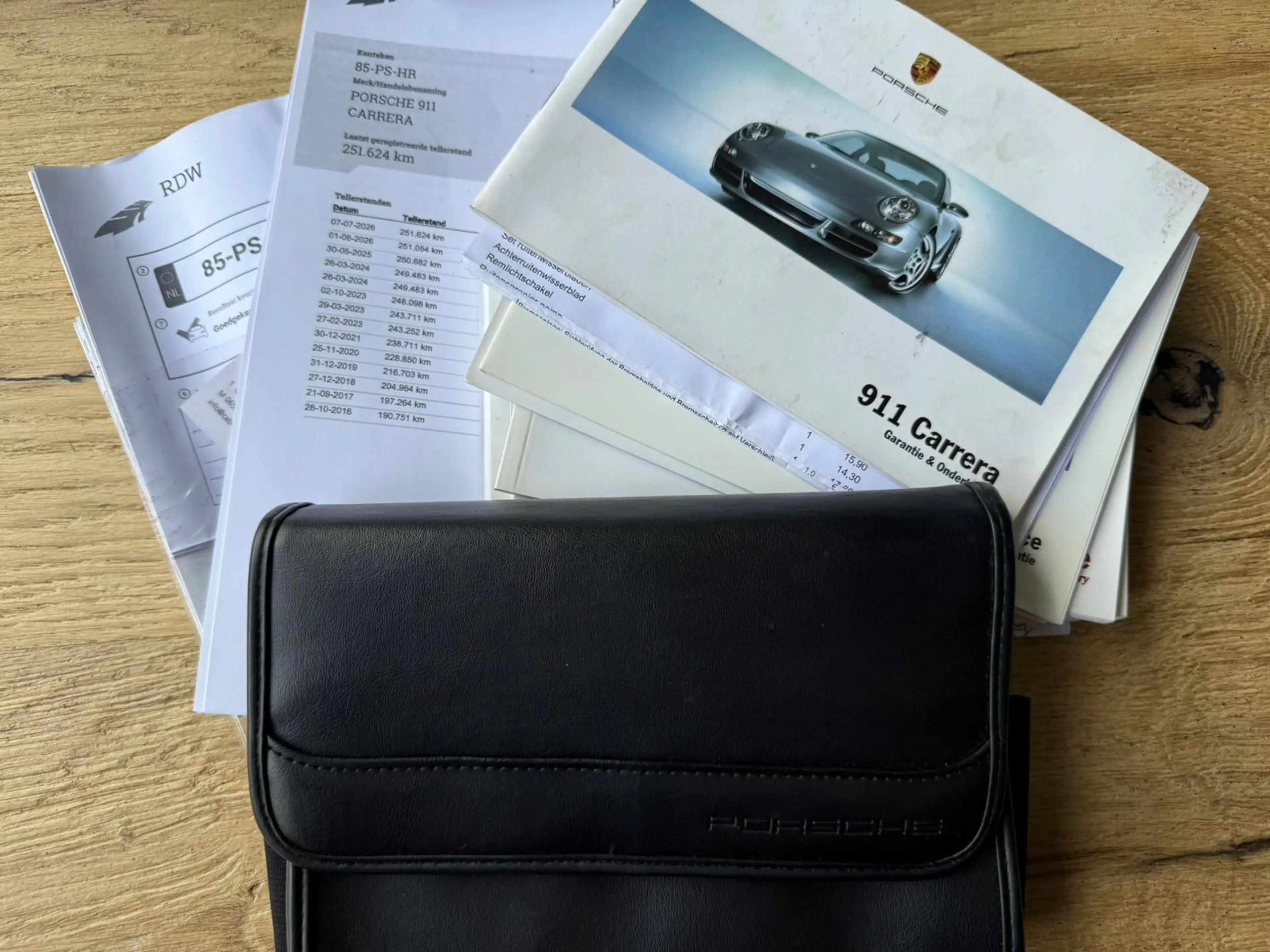 Porsche 911 3.8 Carrera S — photo 24