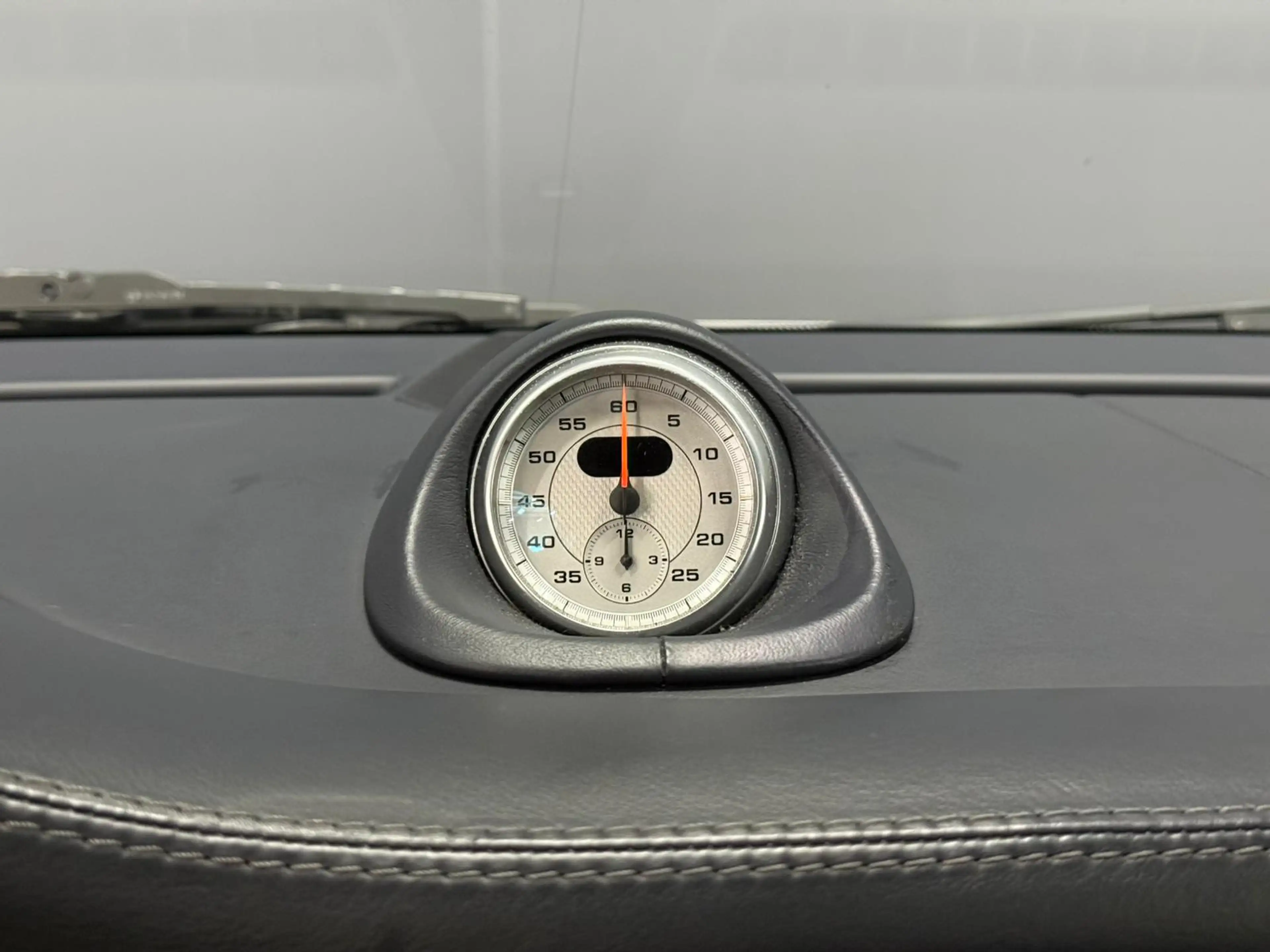 Porsche 911 3.8 Carrera S — photo 17