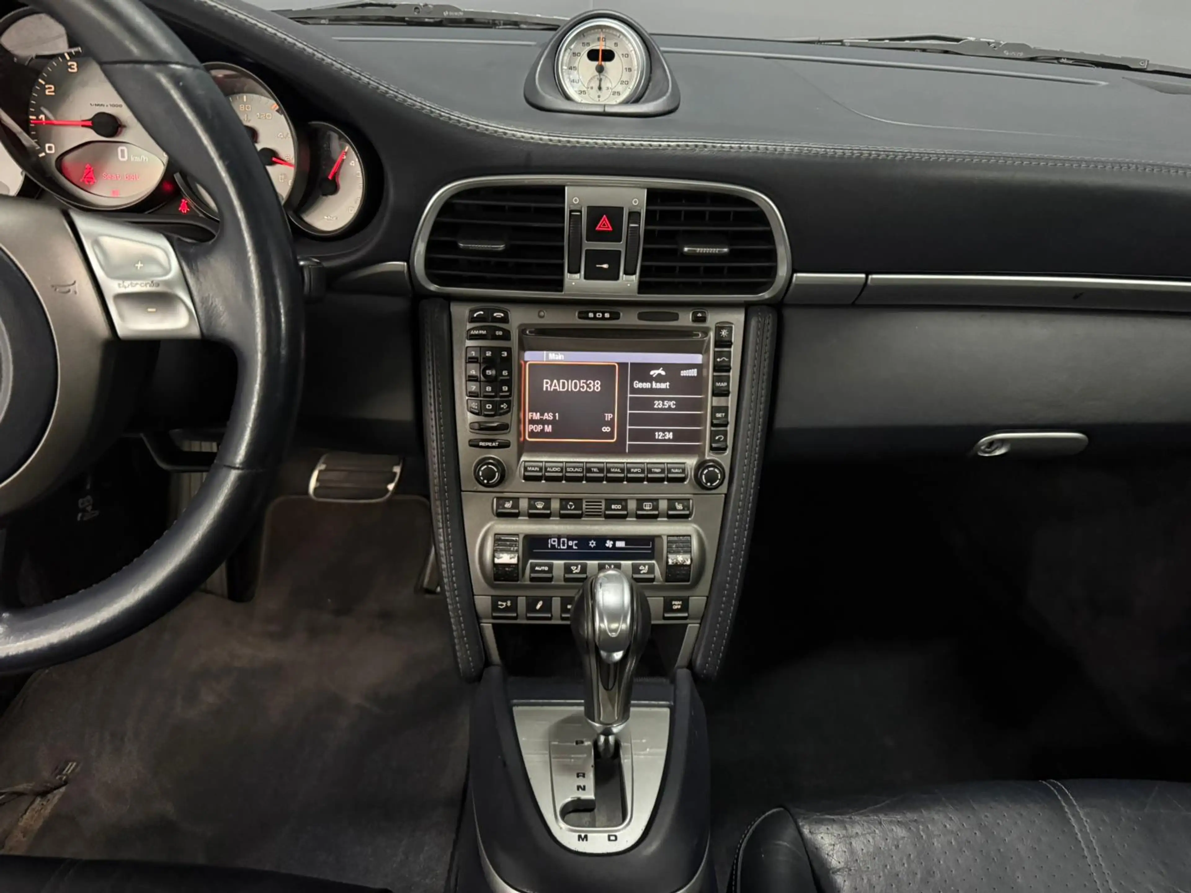 Porsche 911 3.8 Carrera S — photo 16
