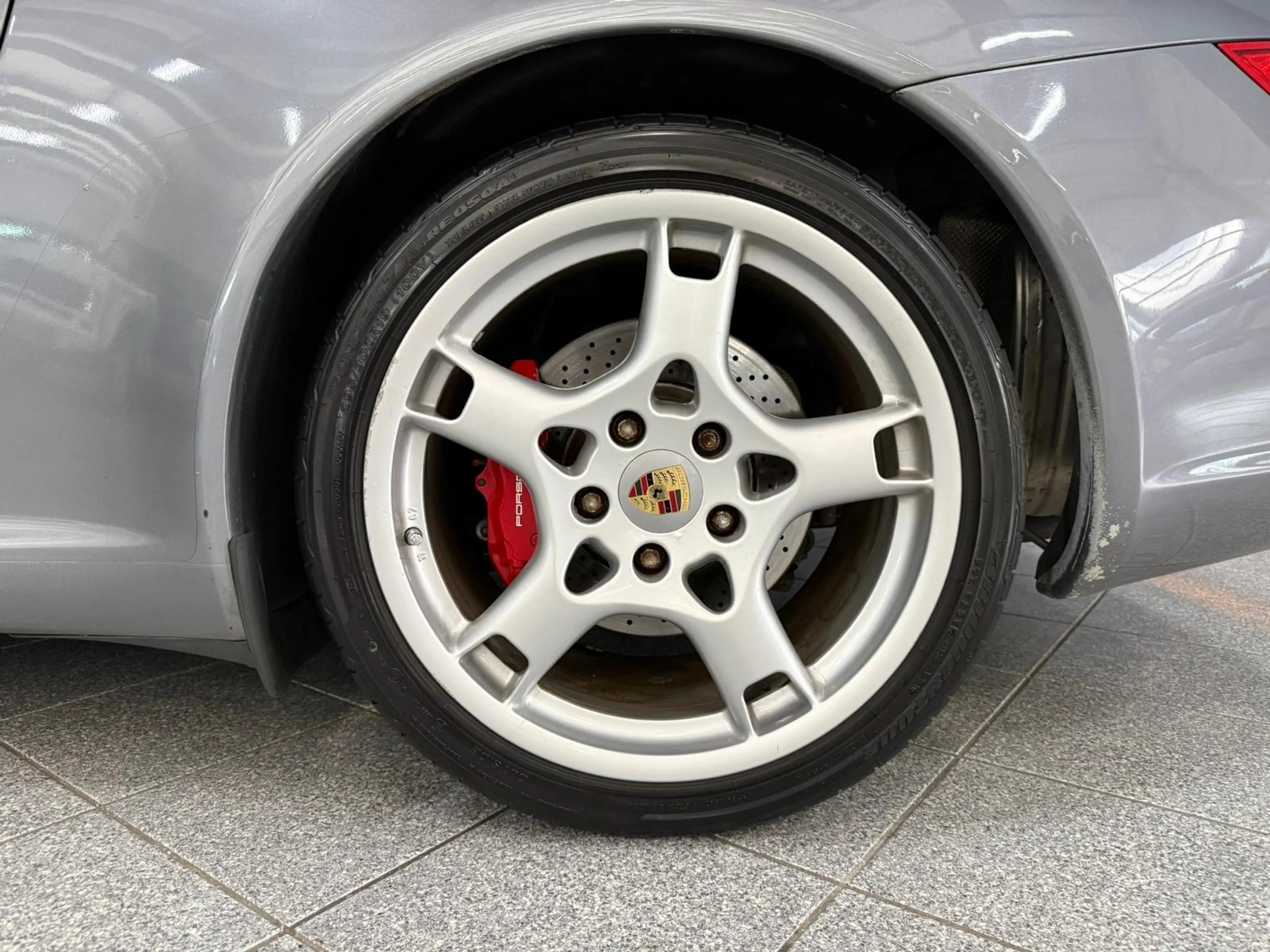 Porsche 911 3.8 Carrera S — photo 8