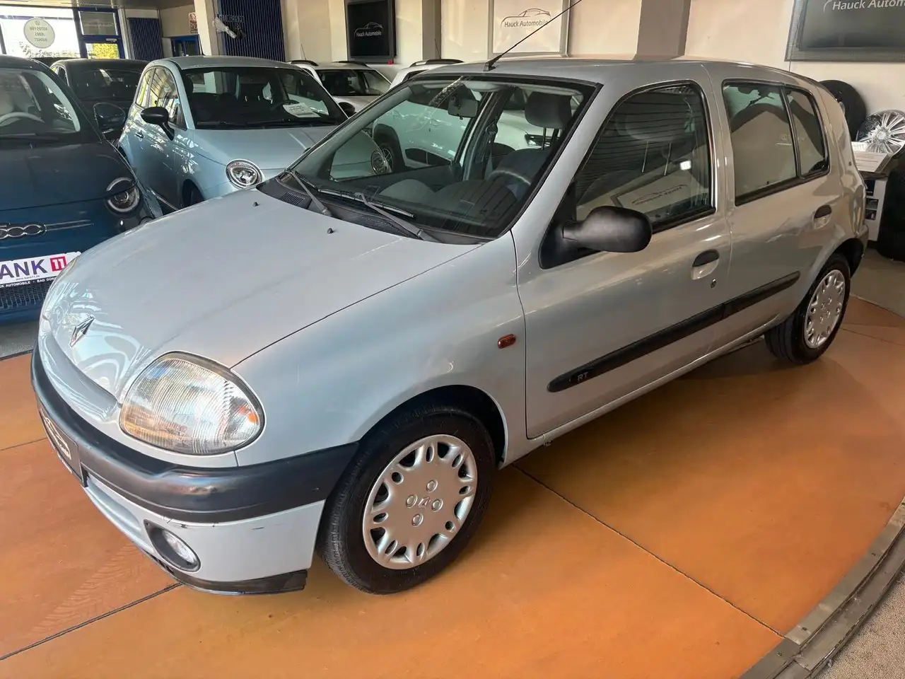 Renault Clio 1.4 RT /Autom./94TKM/Radio, foto 1