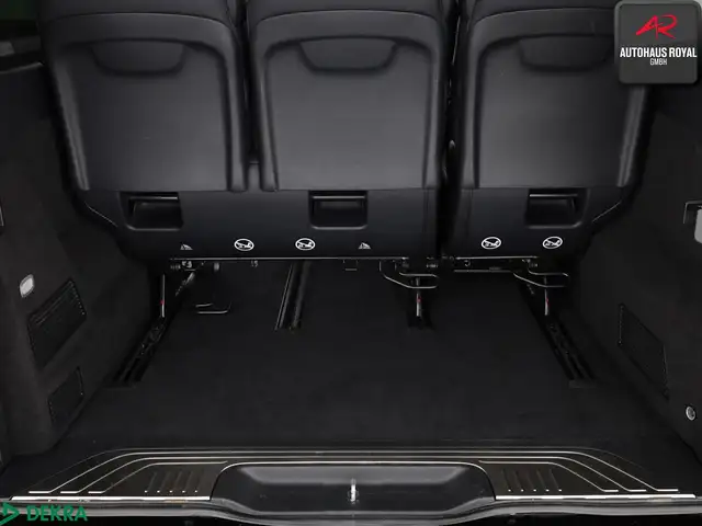 Mercedes-Benz V-Class view 13