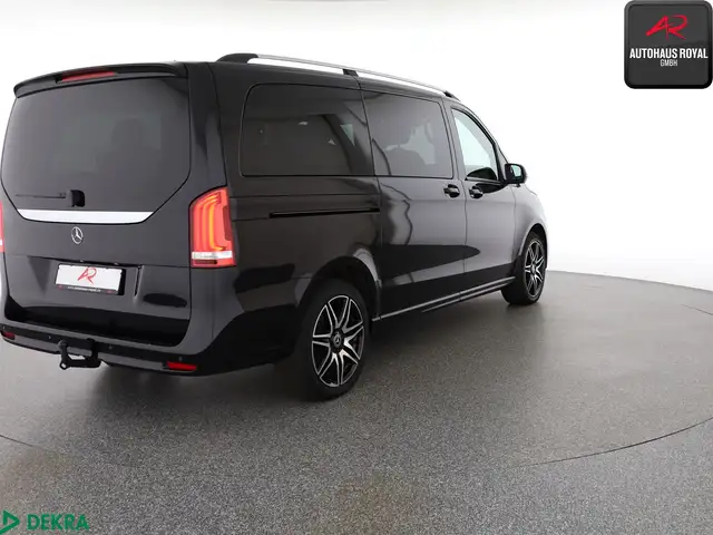 Mercedes-Benz V-Class view 5