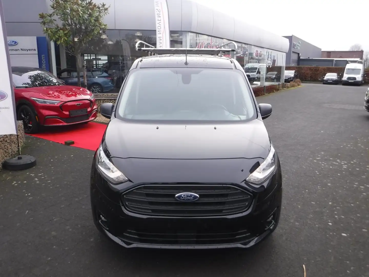 Ford Transit Connect L2 EcoBoost Trend Noir - 2