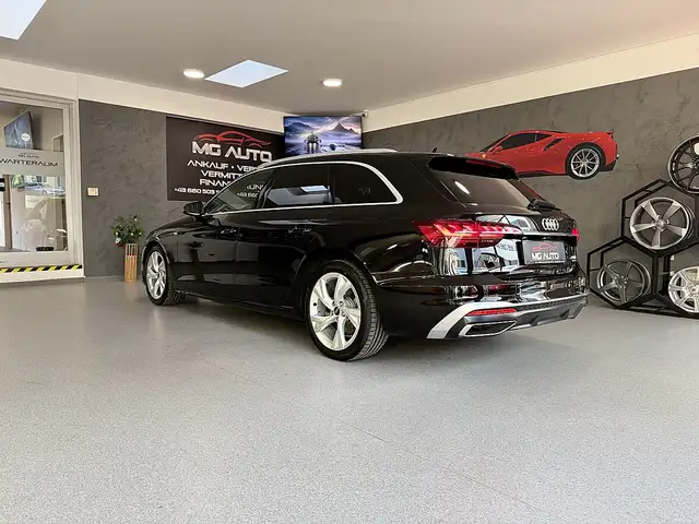 Audi A4 view 7