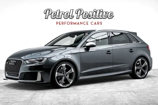 Audi RS3 SB 2,5 TFSI quattro RS-Sitze / Sportabgasanlge /