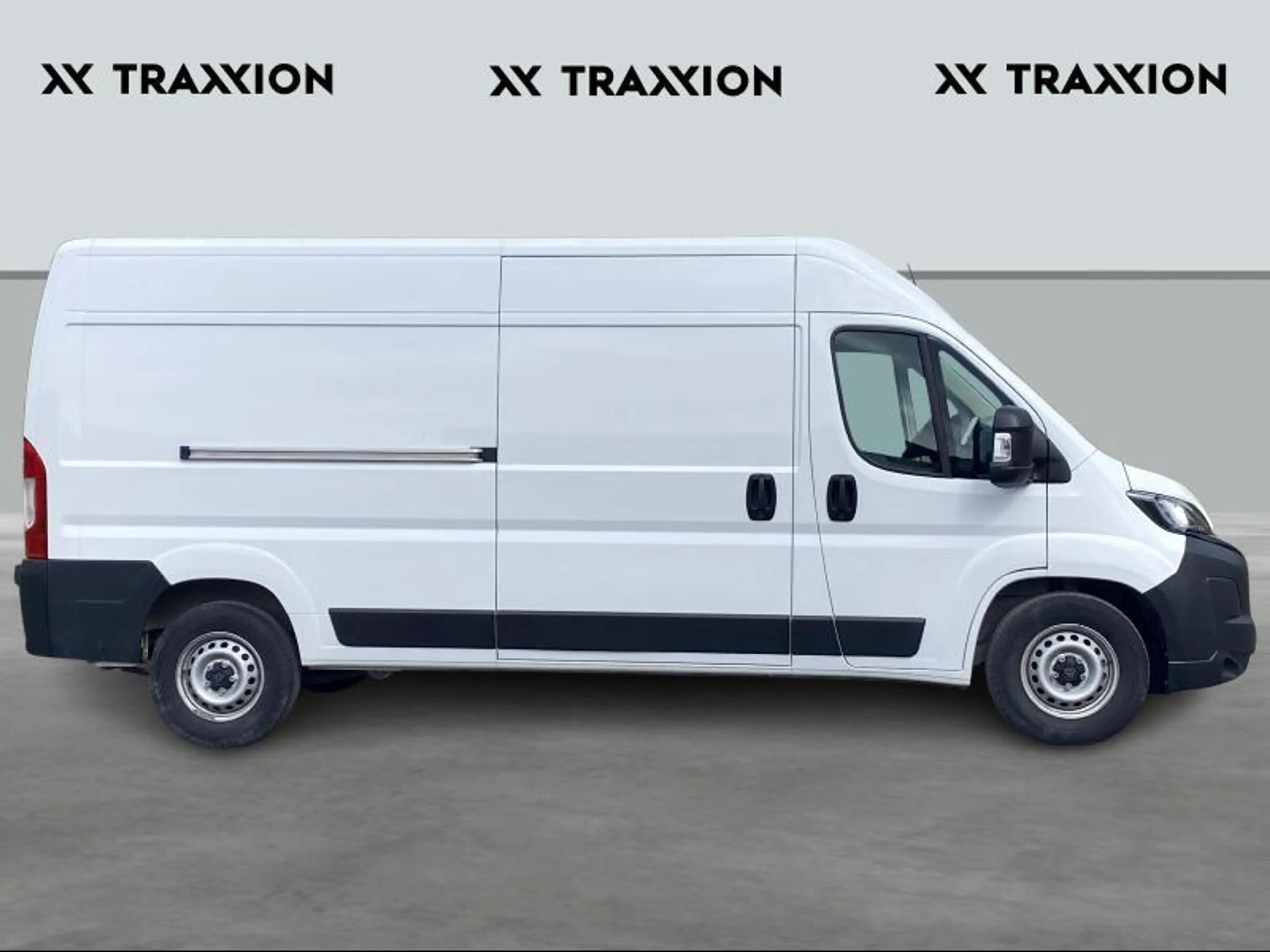 Peugeot Boxer 435 L3H2 - 2.2 BlueHDi 140 Aut.8 — photo 3
