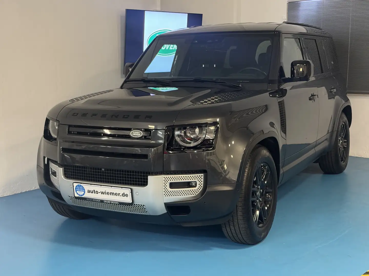 Land Rover Defender 110 D250 SE LUFTF./Standh./Leder/AHK Grau - 1