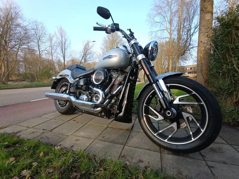 Harley-Davidson Sport Glide - foto 5