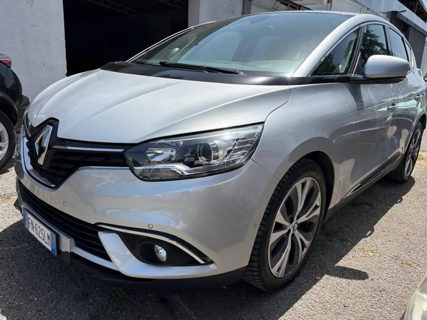 Renault Scenic Scenic 1.5 dci energy Intens 110cv Plateado - 1
