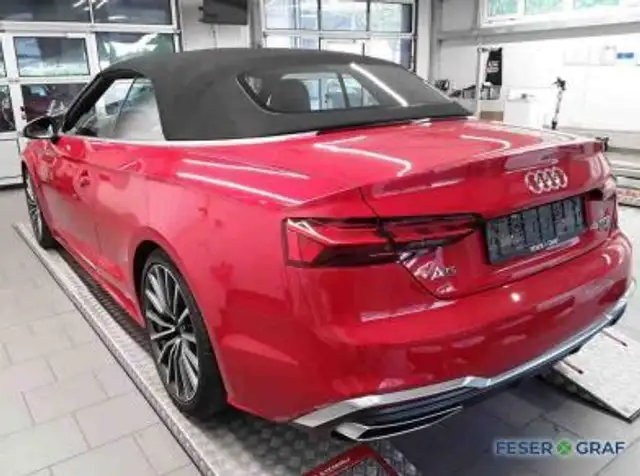 Audi A5 view 5