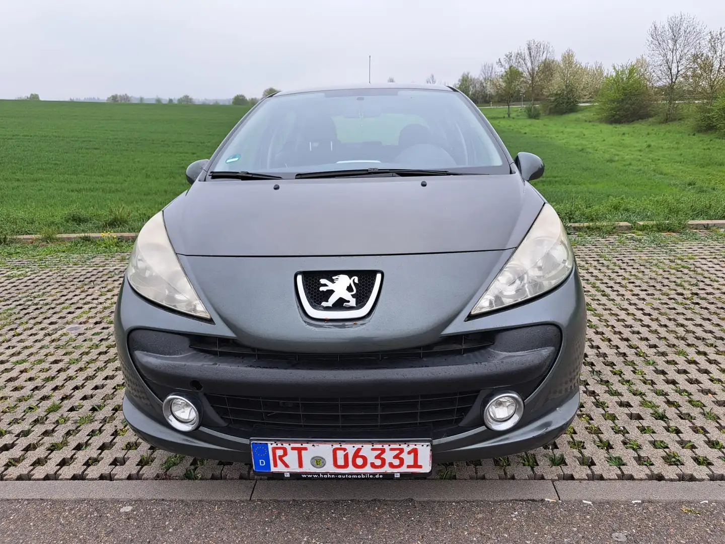 Peugeot 207 90 HDi FAP Gris - 2