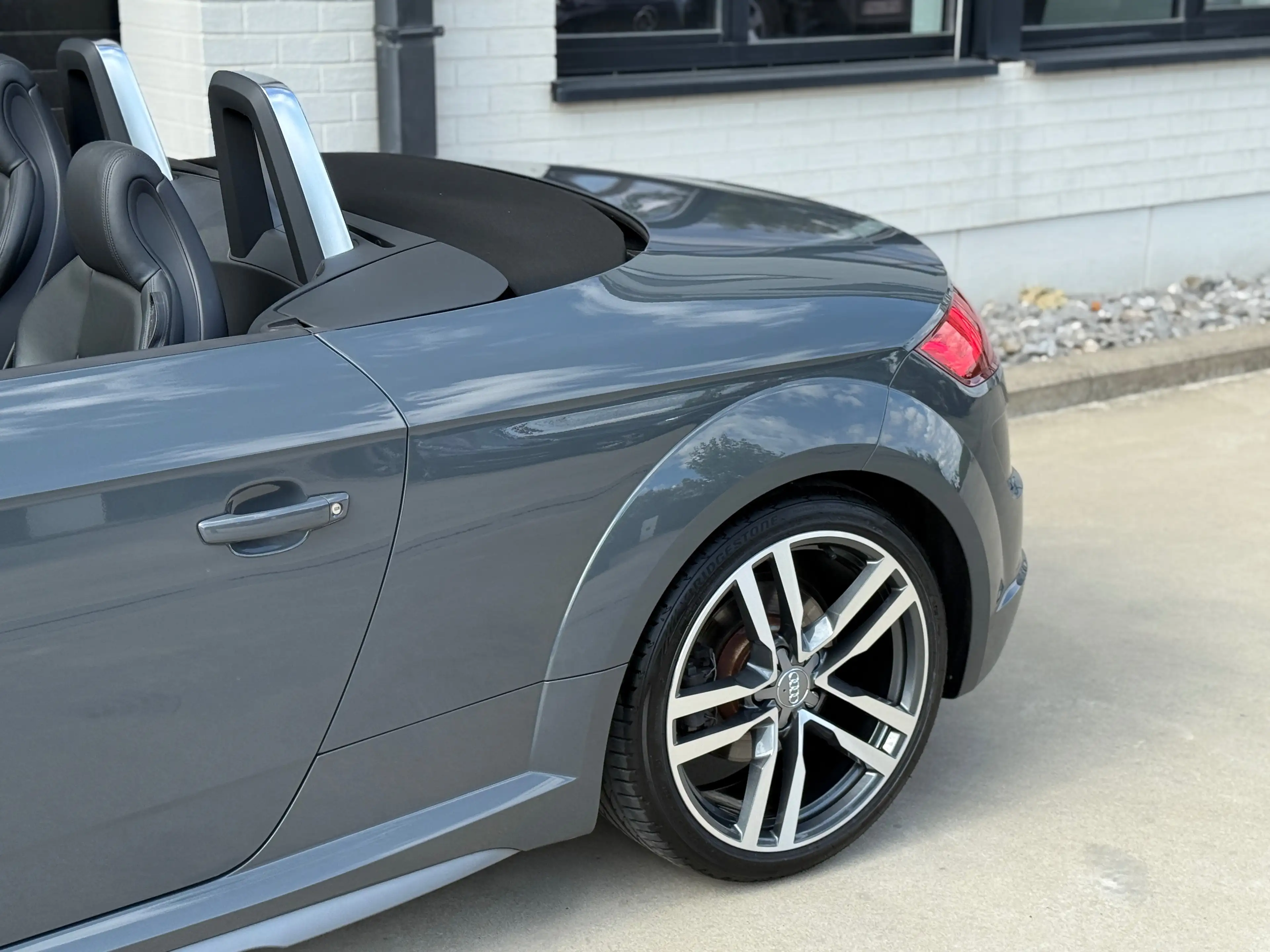 Audi TT 40 TFSI S tronic " S-LINE / VIRTUAL COCKPIT / LED / KEYLESS-GO " — photo 15