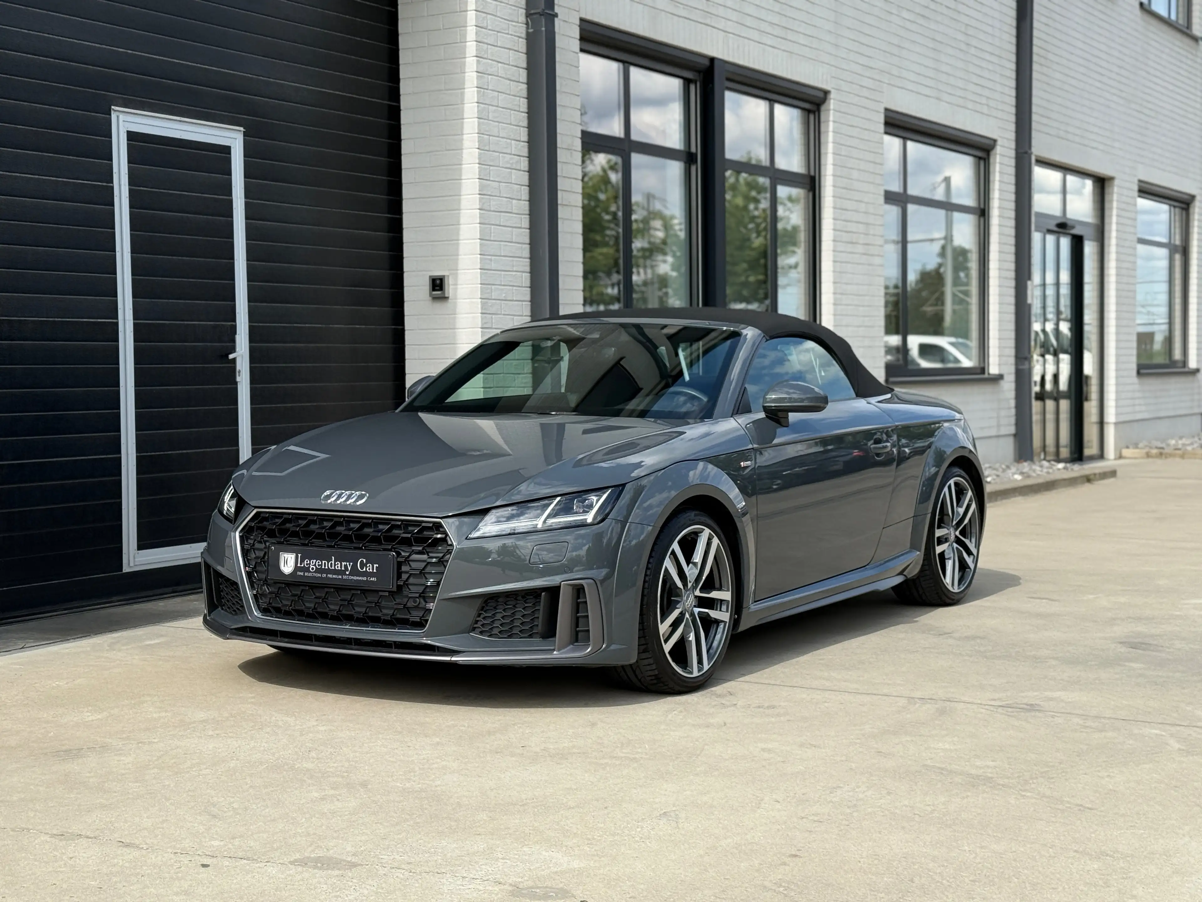 Audi TT 40 TFSI S tronic " S-LINE / VIRTUAL COCKPIT / LED / KEYLESS-GO " — photo 9
