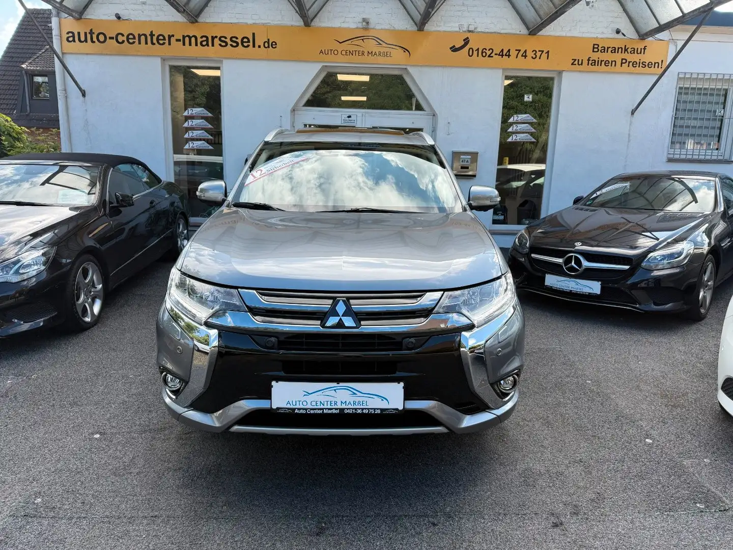 Mitsubishi Outlander PHEV Top 4WD AHK/ACC/SPURHALTE/STANDHE Grau - 2