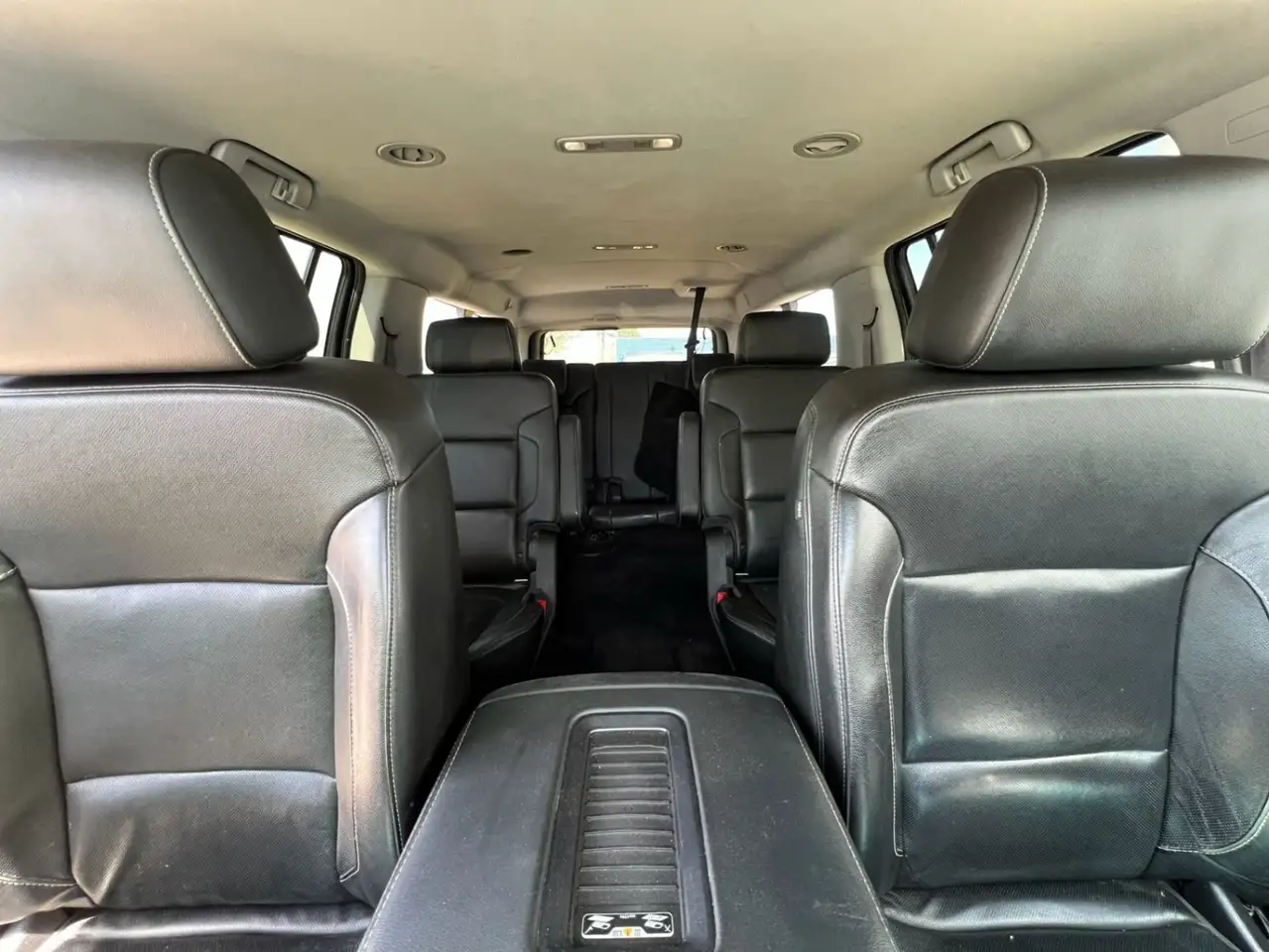 GMC Yukon снимка GMC Yukon