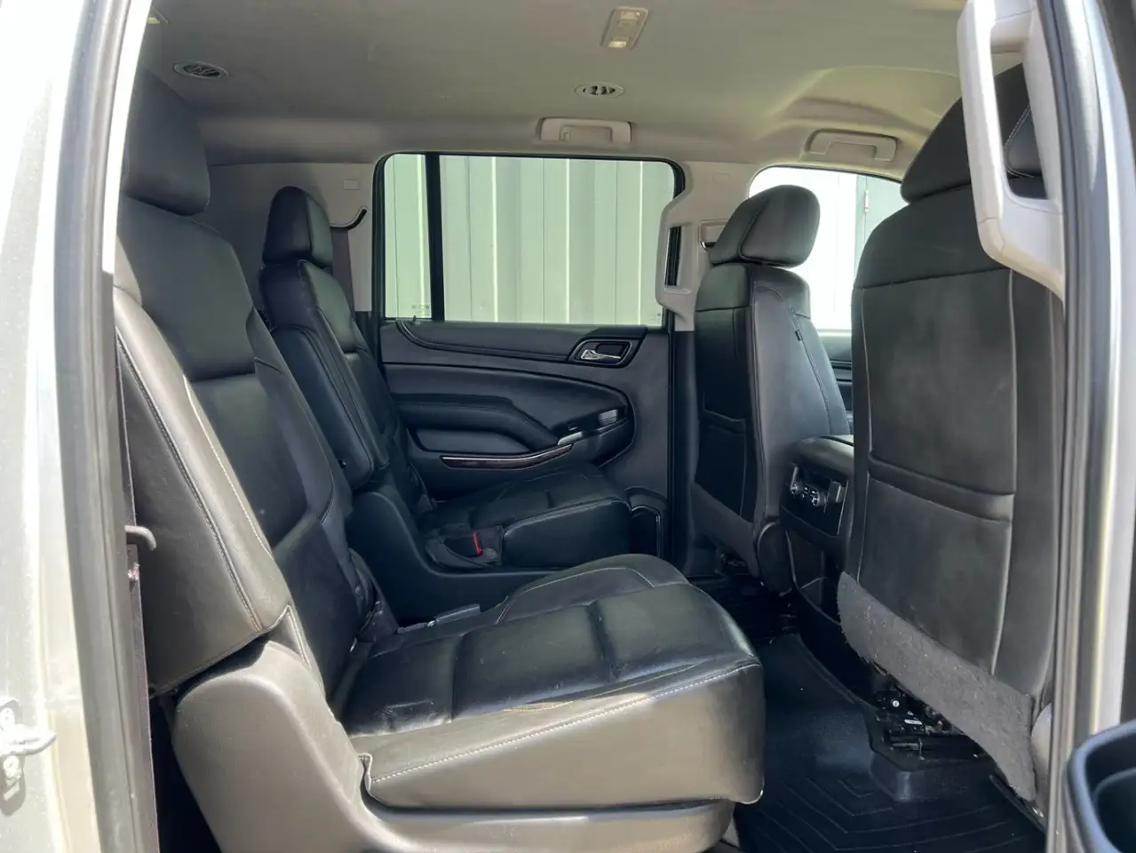 GMC Yukon снимка GMC Yukon
