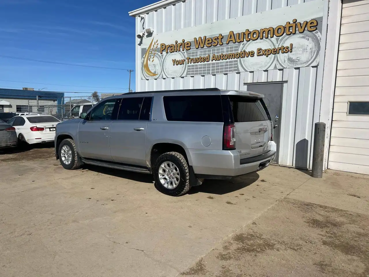 GMC Yukon снимка GMC Yukon