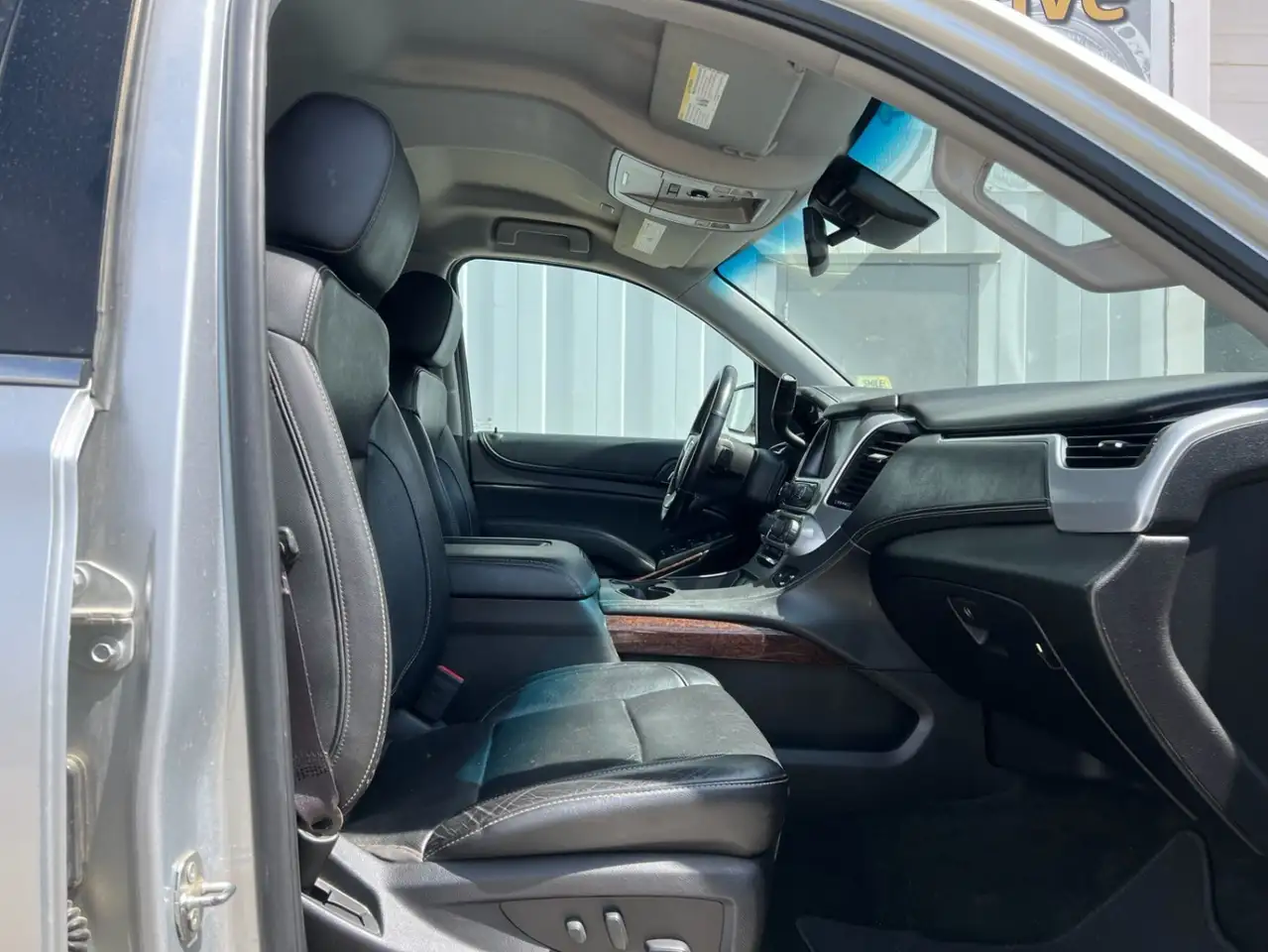 GMC Yukon снимка GMC Yukon