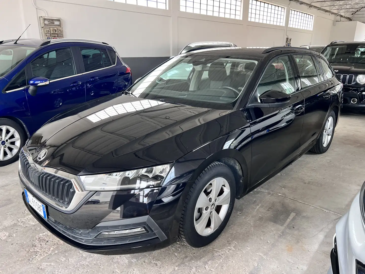 Skoda Octavia Wagon 1.0 tsi Executive Nero - 2