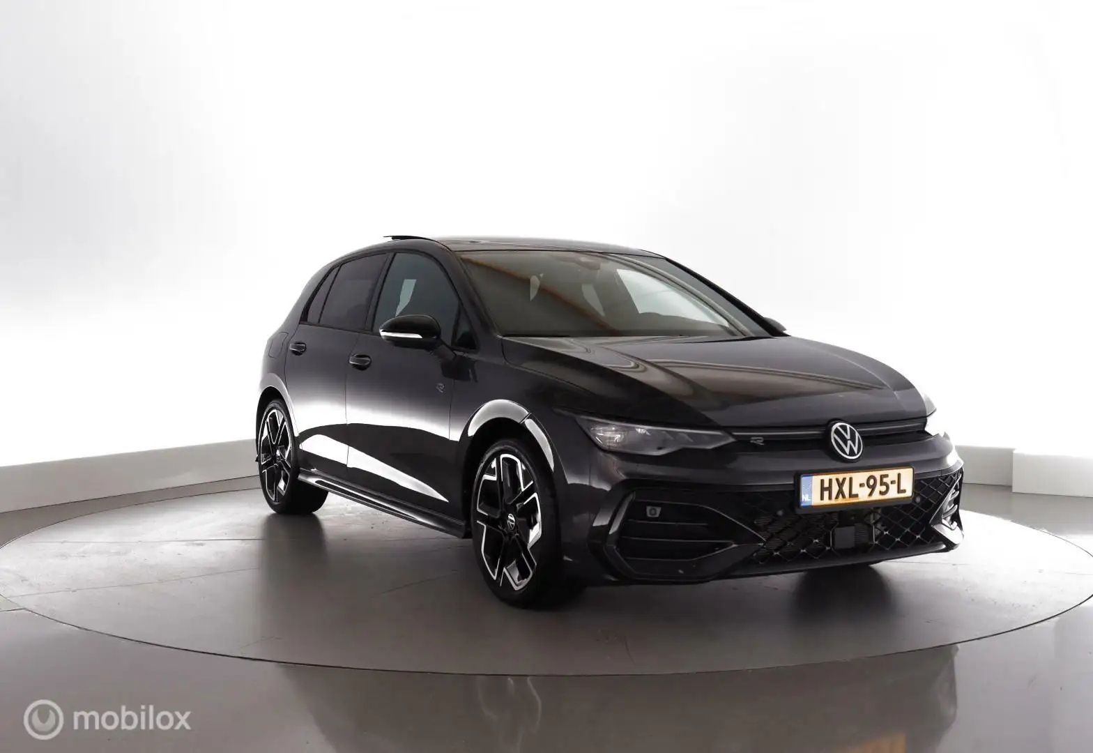 Volkswagen Golf 1.5 eTSI 150PK R-Line Edition Black Style facelift Grau - 2