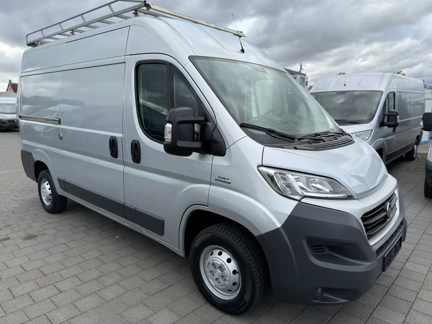 Fiat Ducato 130 L2H2 Navi Klima Service + TüV NEU Grau - 1