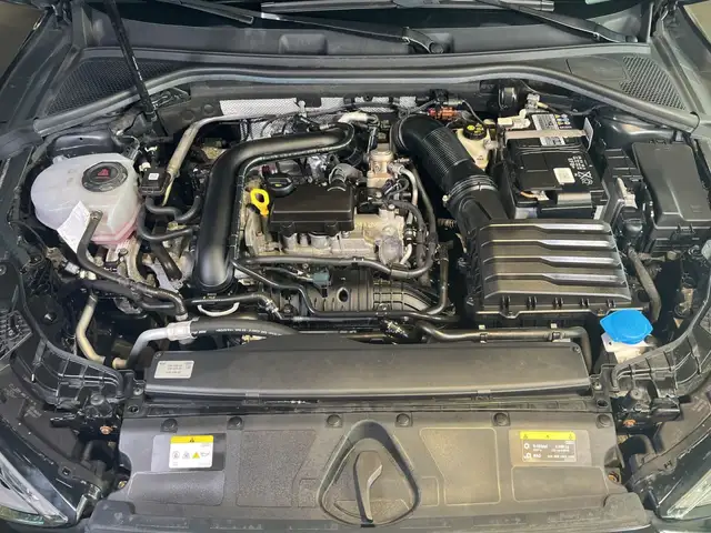 Audi A3 view 11