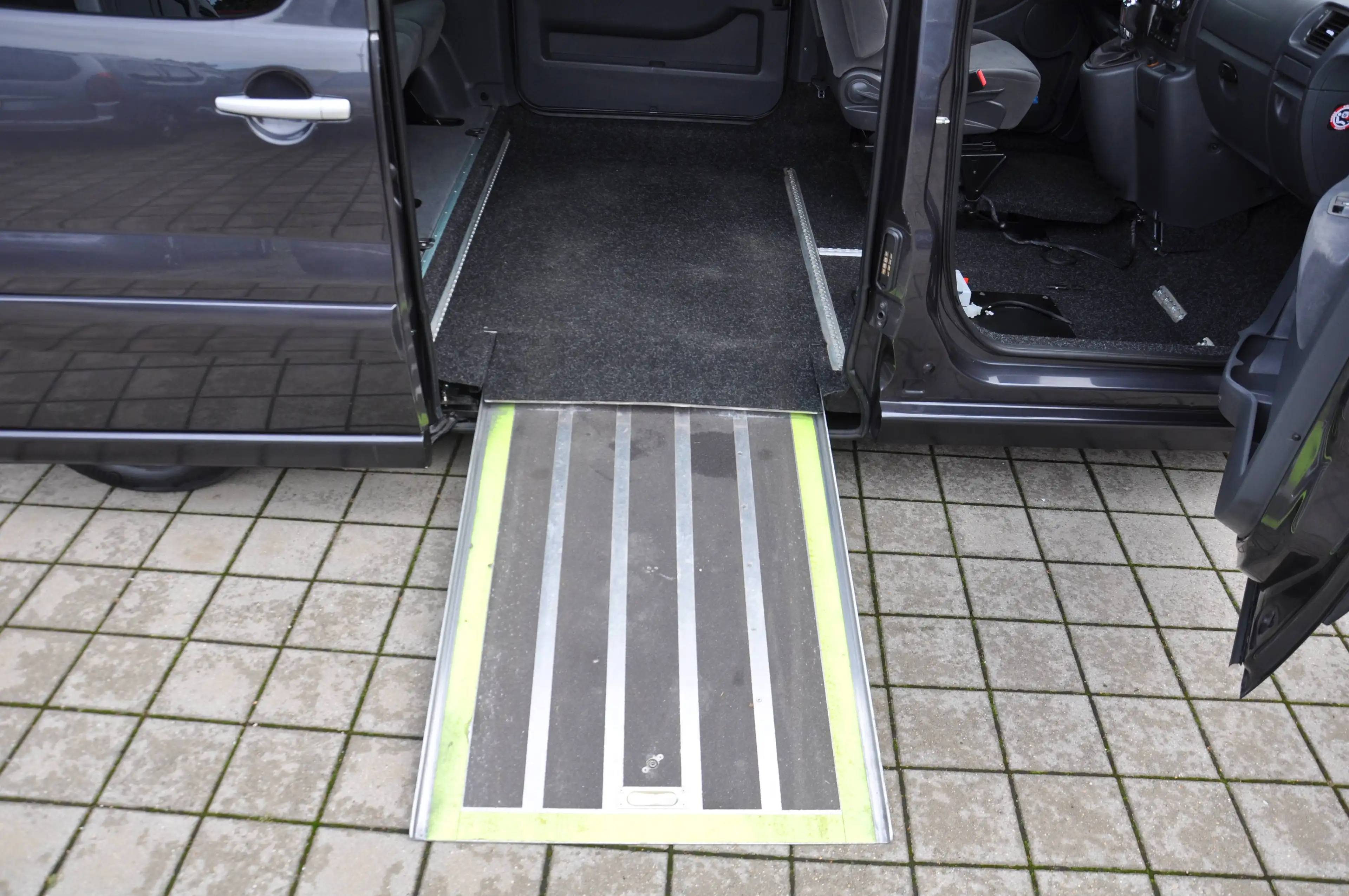 Citroen Jumpy HDi 165Multispace PARAVAN UMBAU BEHINDERTEHNGERECHT — photo 8