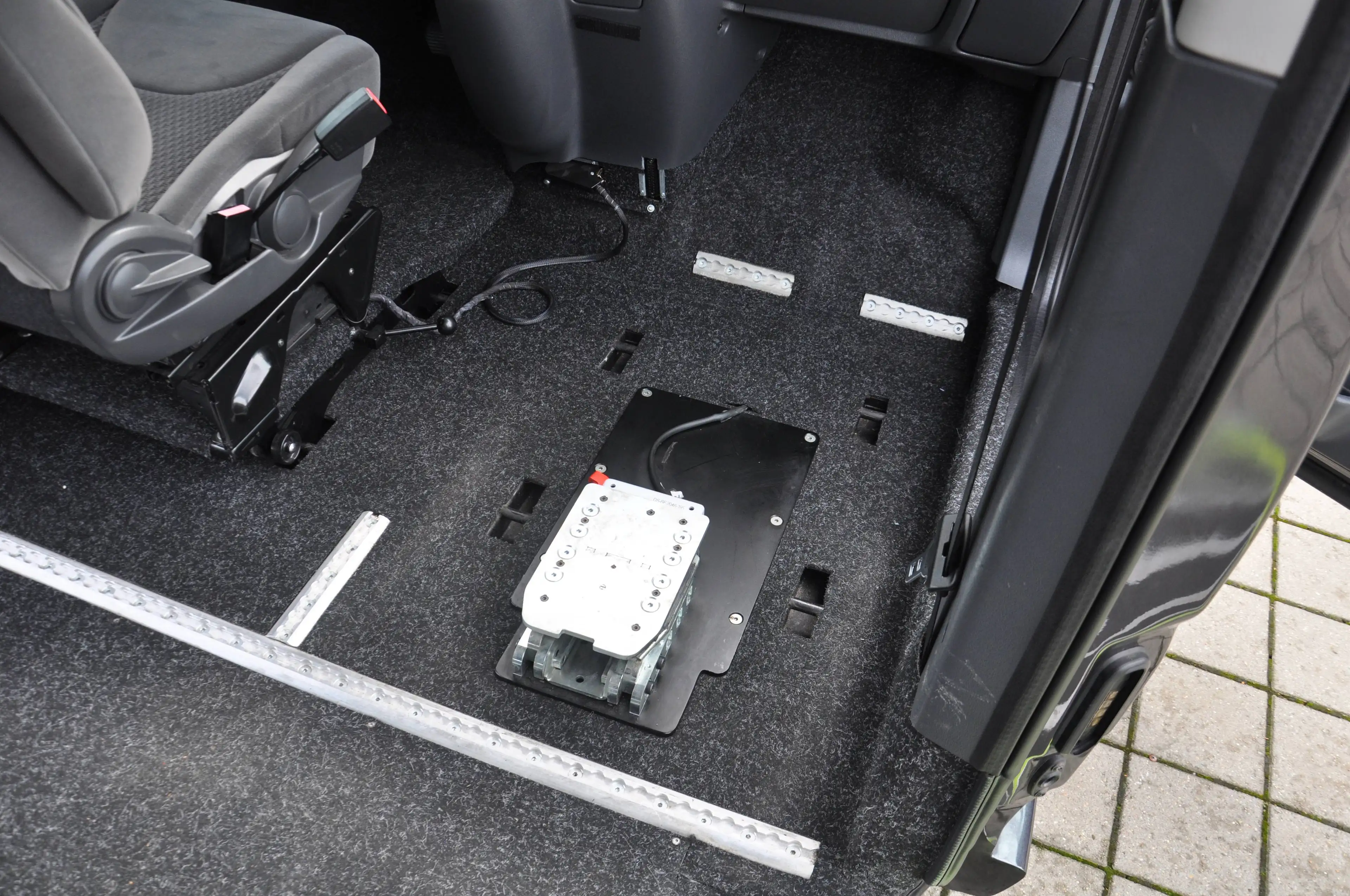 Citroen Jumpy HDi 165Multispace PARAVAN UMBAU BEHINDERTEHNGERECHT — photo 15