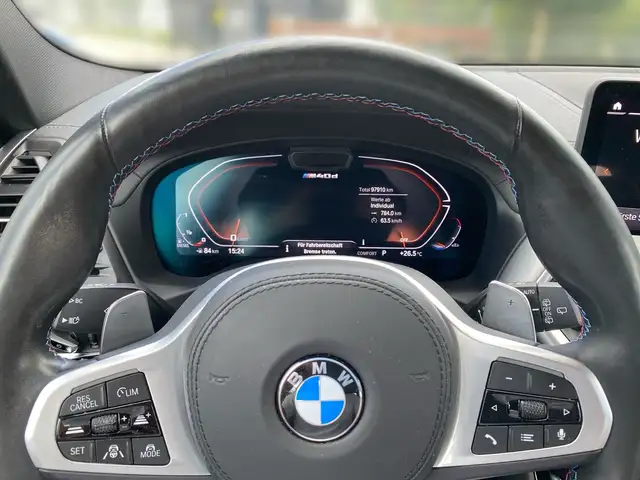 BMW X3 M view 8