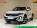 Volkswagen T-Roc 1.5 TSI R-Line Edition / 150pk / Panorama dak / Be Beige - thumbnail 1
