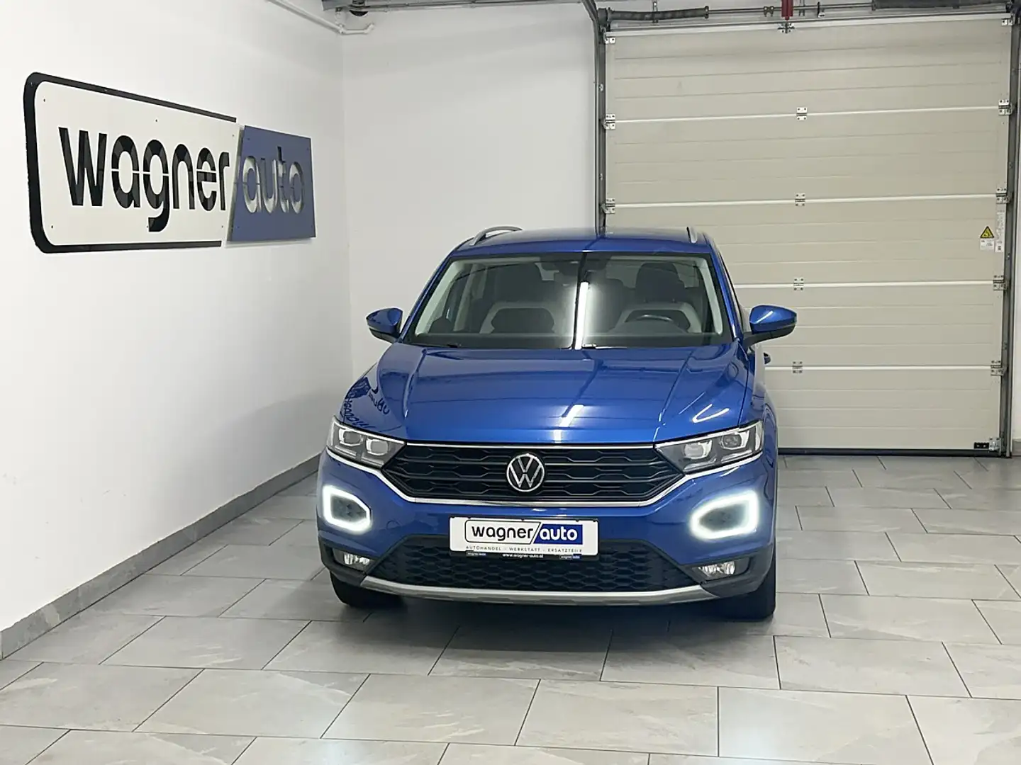 Volkswagen T-Roc 2,0 TDI SCR Sport DSG. LED/ACC/Navi/AHK/RFK Blau - 1