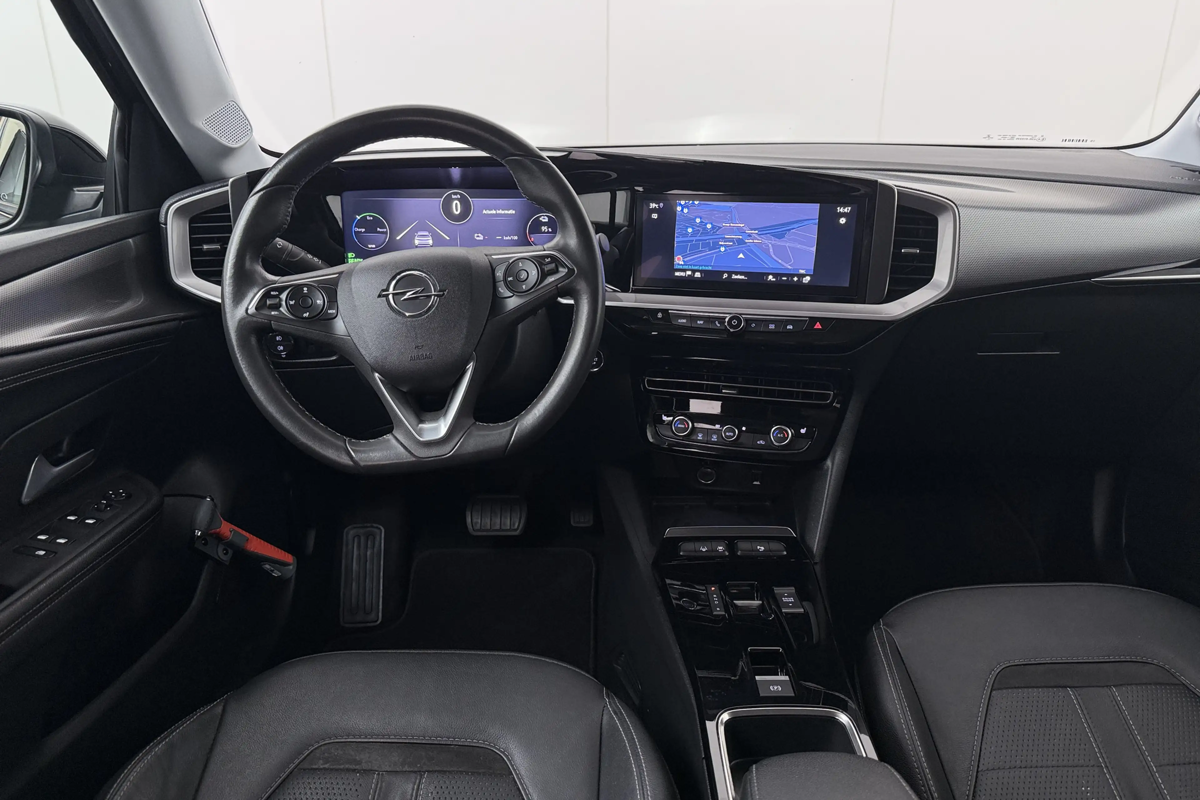 Opel Mokka-E Luxury+ 50-kWh 11kw Warmtepomp Leder Massage Adapt — photo 8