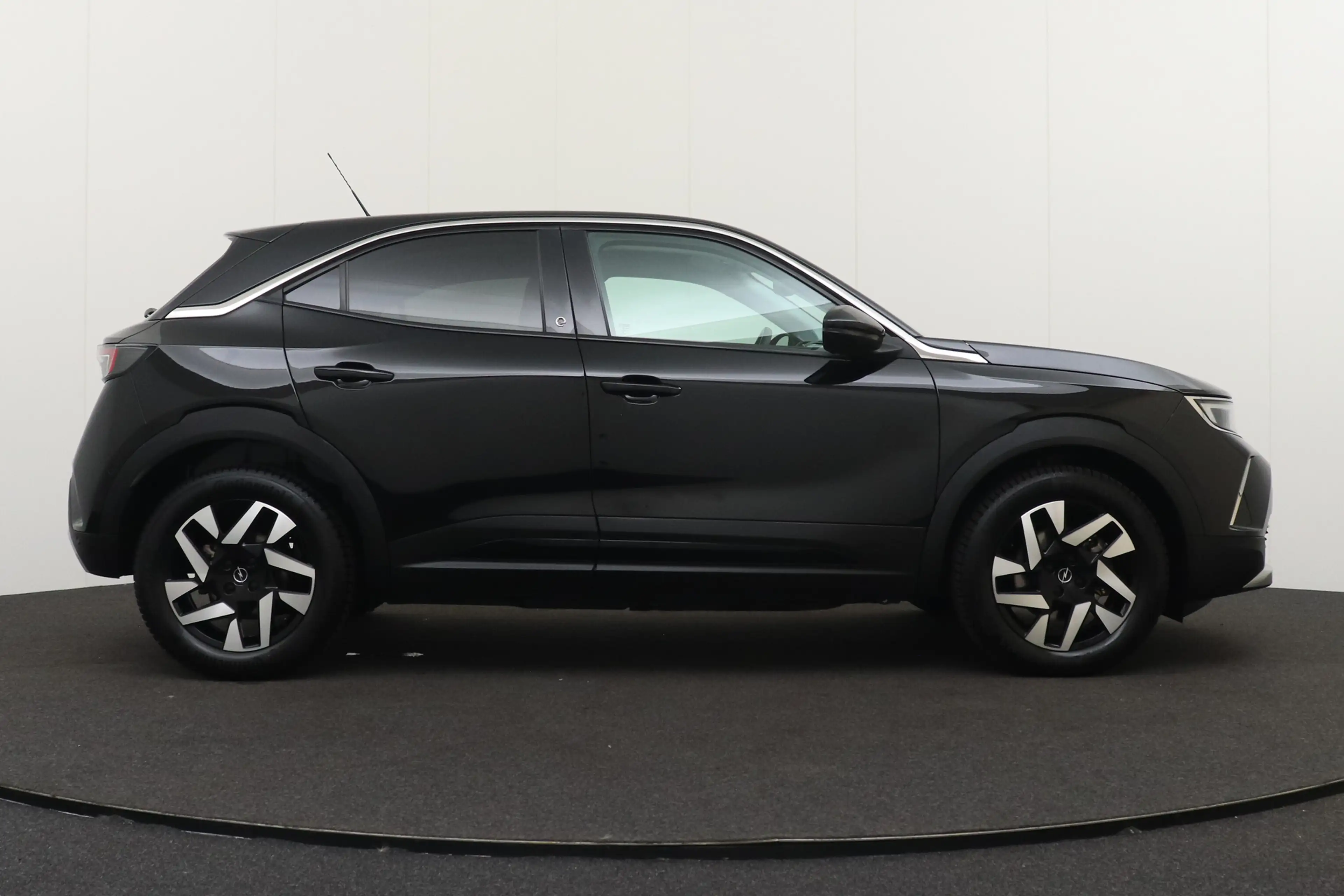 Opel Mokka-E Luxury+ 50-kWh 11kw Warmtepomp Leder Massage Adapt — photo 6