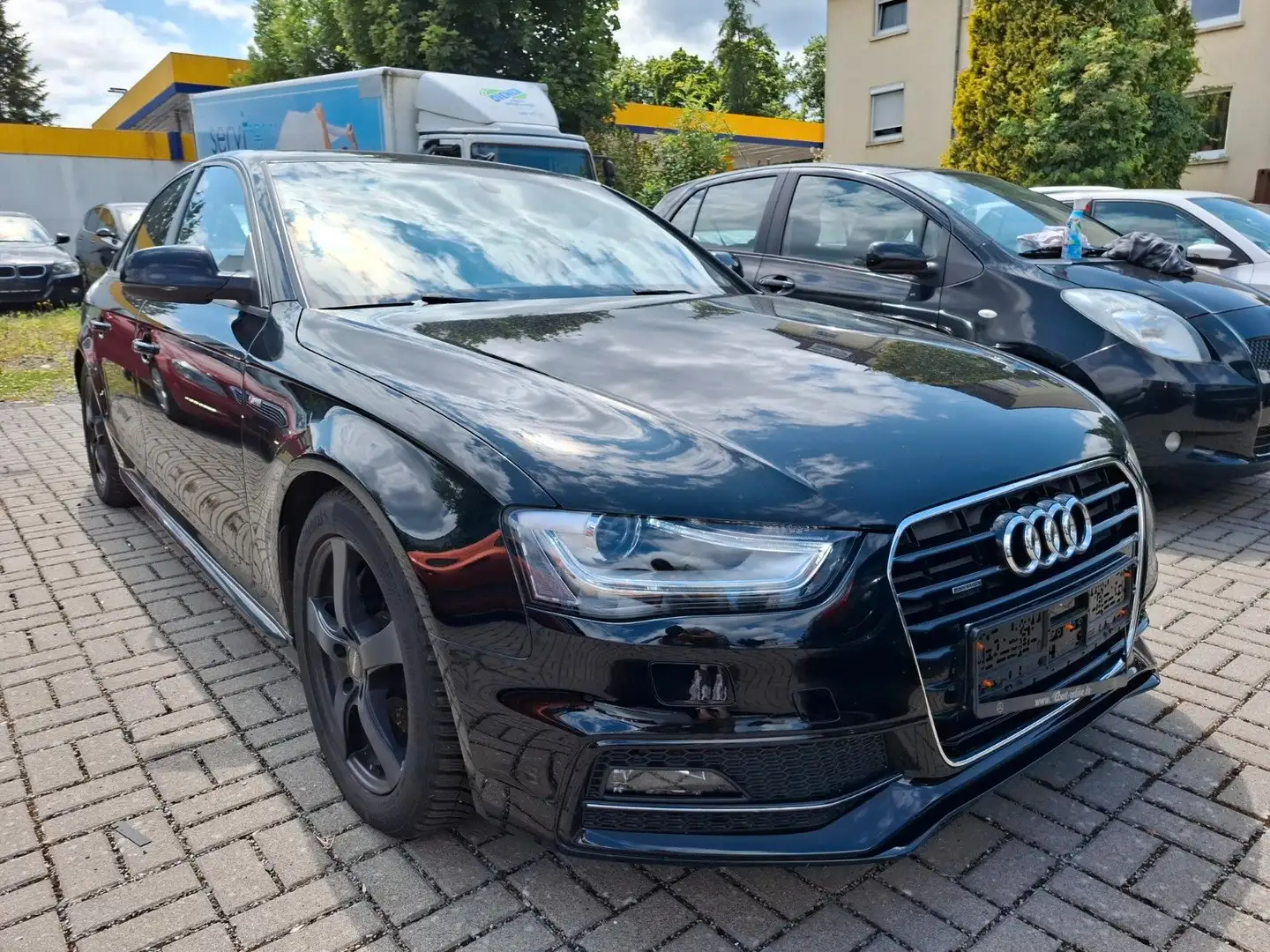 Audi A4 Lim. S line Sportpaket / plus quattro 211 PS! Schwarz - 1
