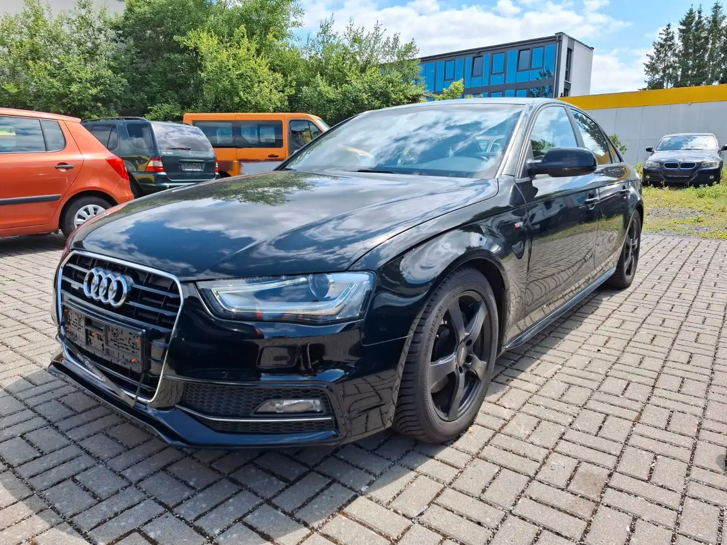 Audi A4 Lim. S line Sportpaket / plus quattro 211 PS! Schwarz - 2