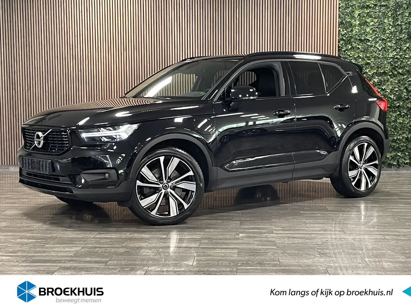 Volvo XC40 T5 Recharge R-Design | 360° Camera | Harman Kardon Zwart - 1