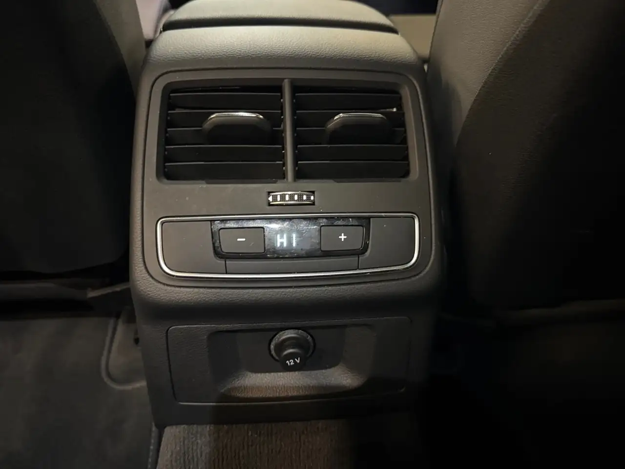 Audi A4 40 TDI qu. 2x S line Matrix|MMI+|ACC|Kam|ViC+ 14