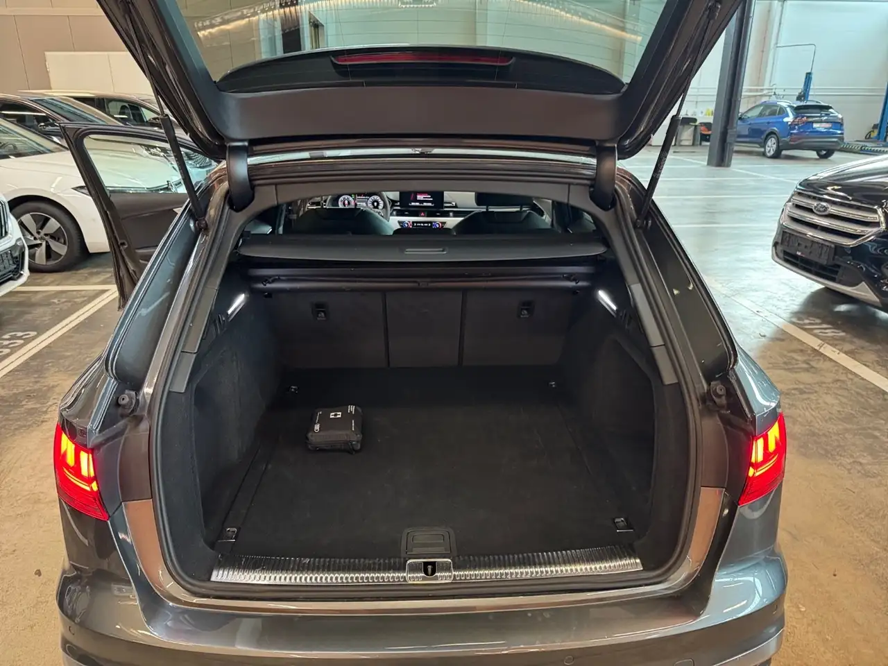 Audi A4 40 TDI qu. 2x S line Matrix|MMI+|ACC|Kam|ViC+ 7