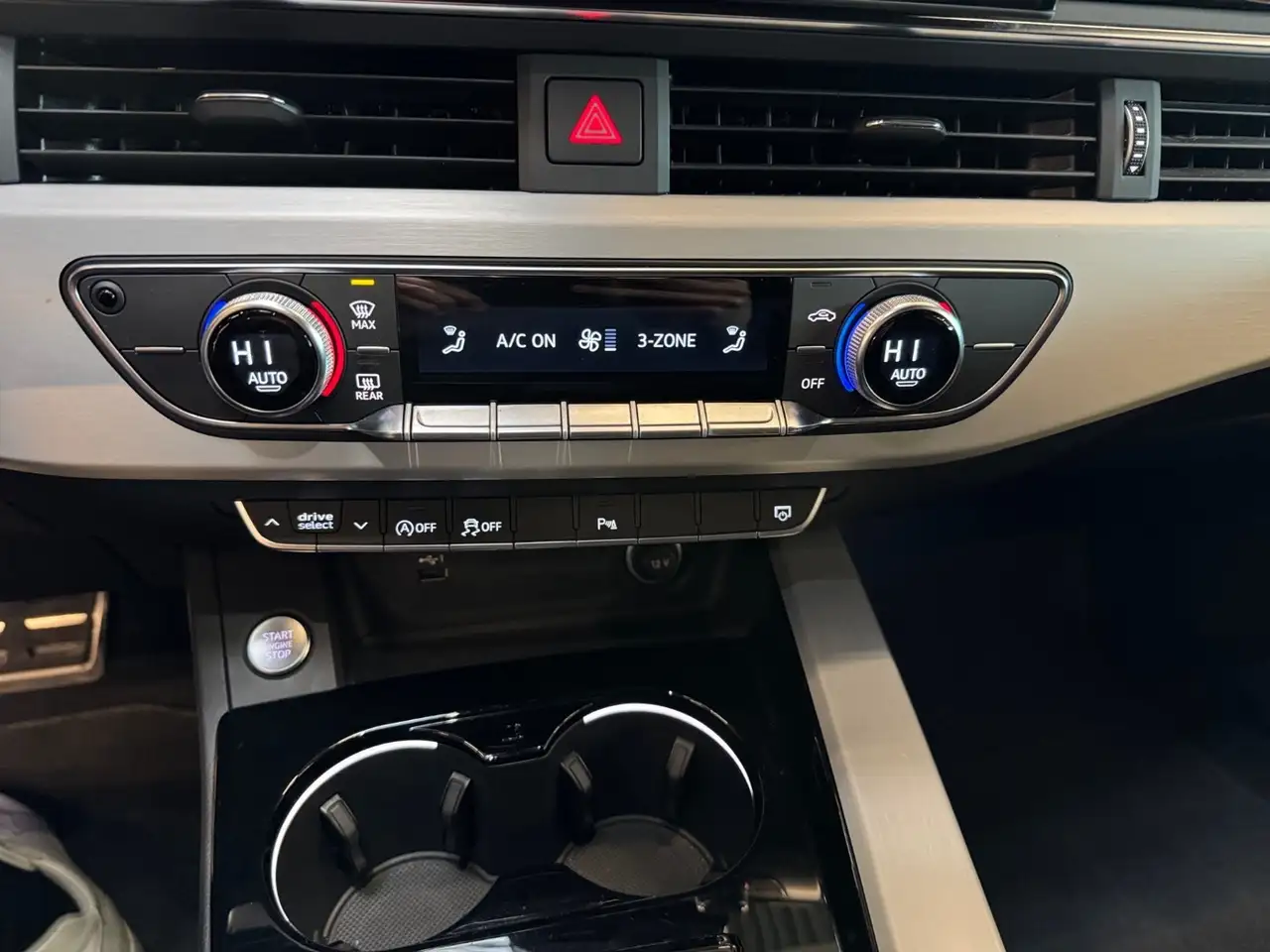 Audi A4 40 TDI qu. 2x S line Matrix|MMI+|ACC|Kam|ViC+ 12