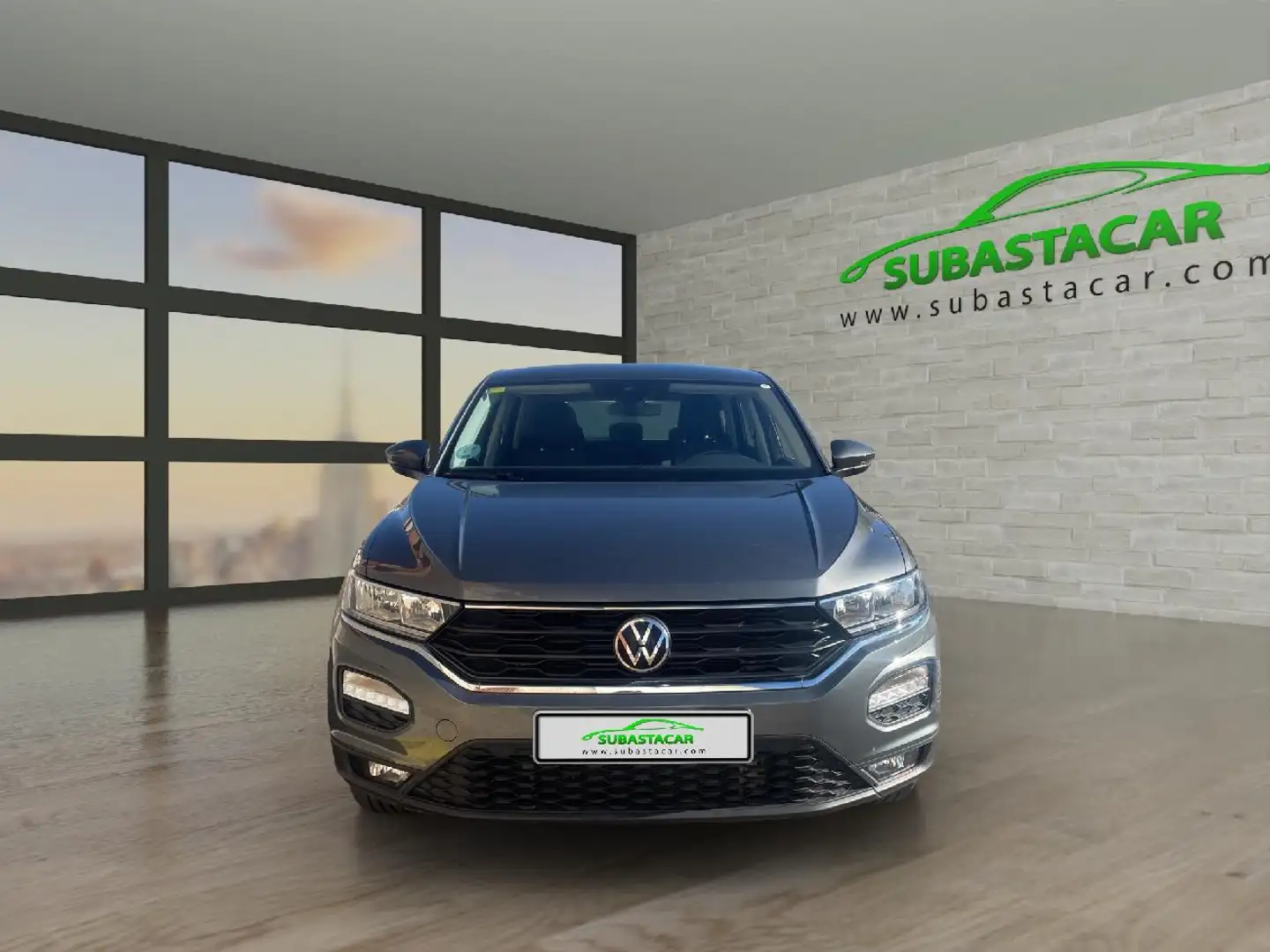 Volkswagen T-Roc 1.6TDI Edition Gris - 2