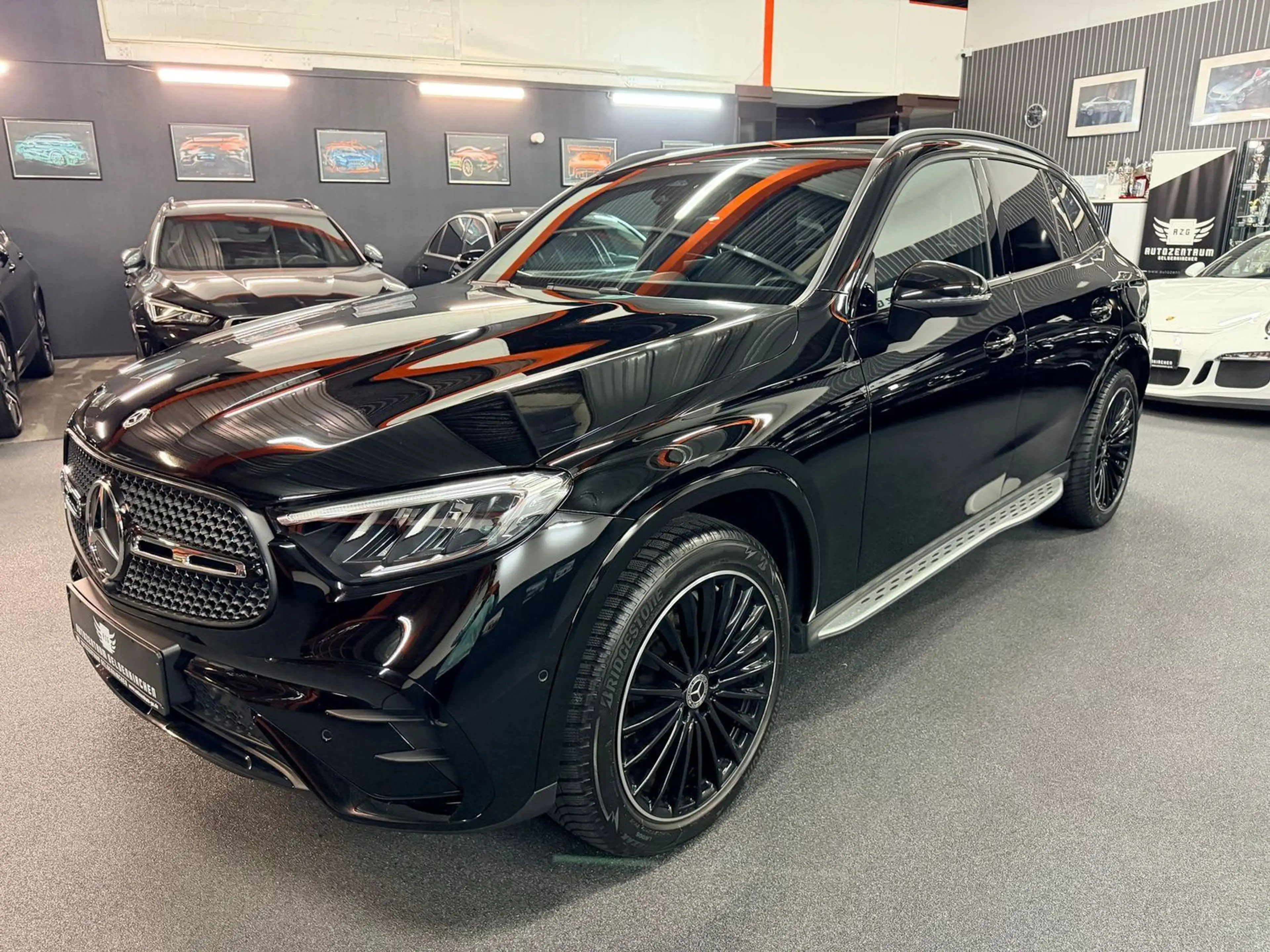 Mercedes-Benz GLC 300 e 4M AMG DISTR/LED/TOTW/MEMORY/20"