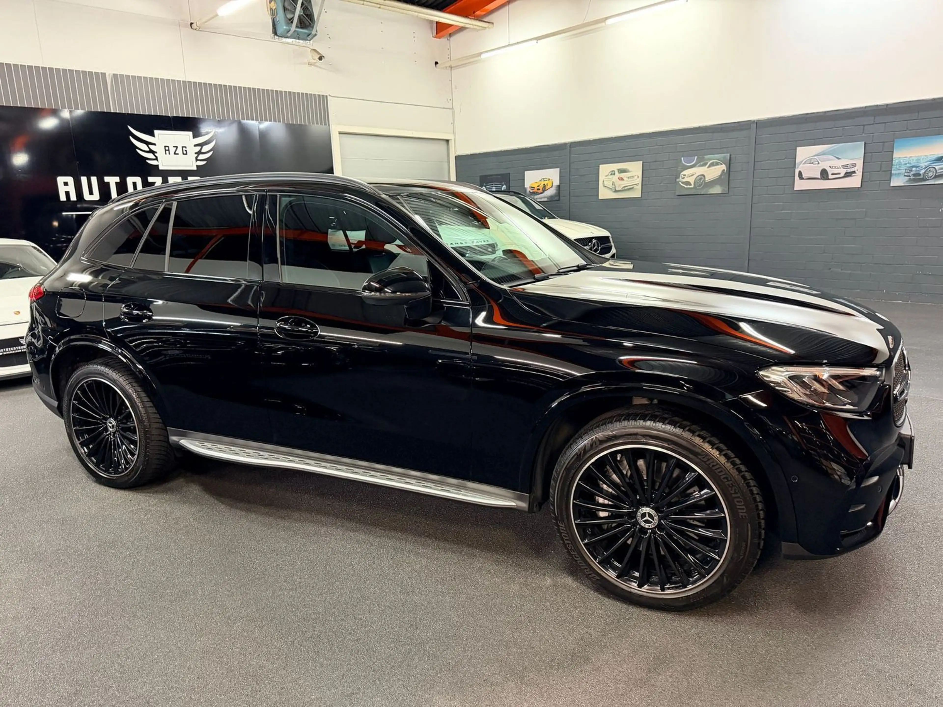 Mercedes-Benz GLC 300 e 4M AMG DISTR/LED/TOTW/MEMORY/20" — photo 6