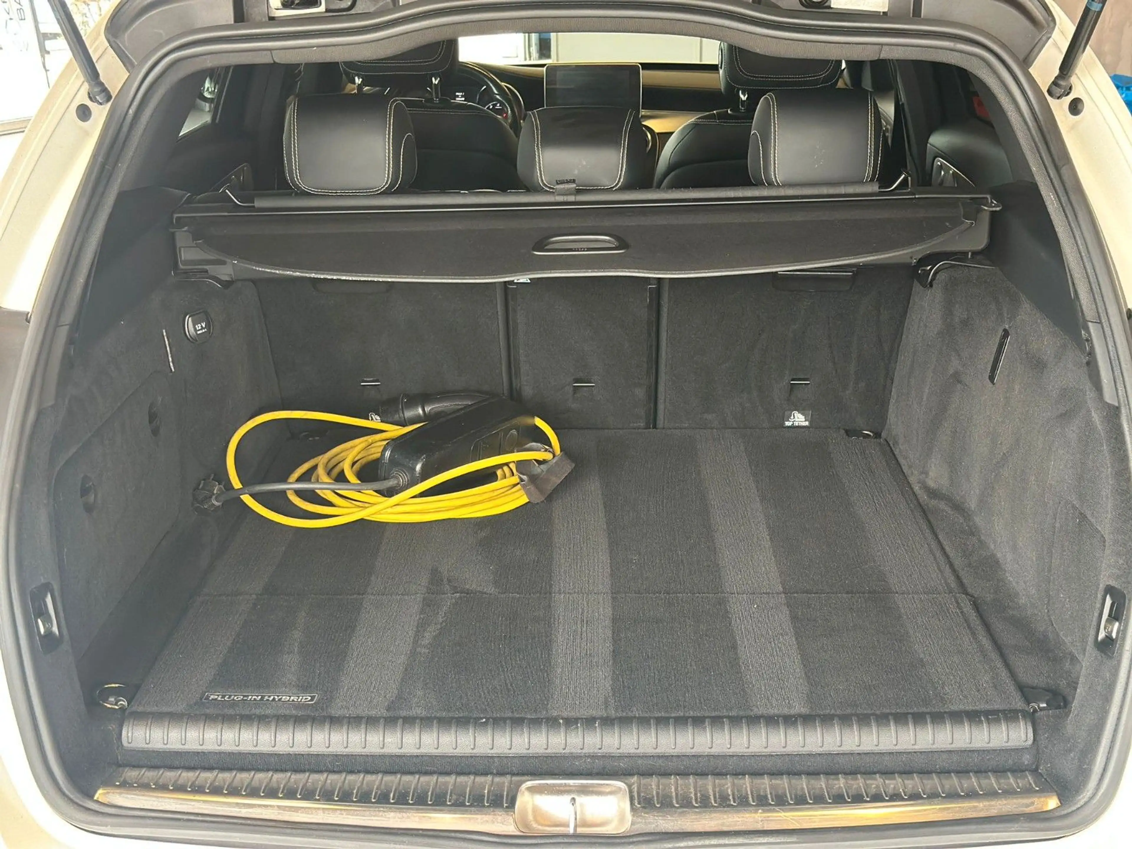 Mercedes-Benz C 350 e | Designo | Kamera | Memory | Avantgarde — photo 12