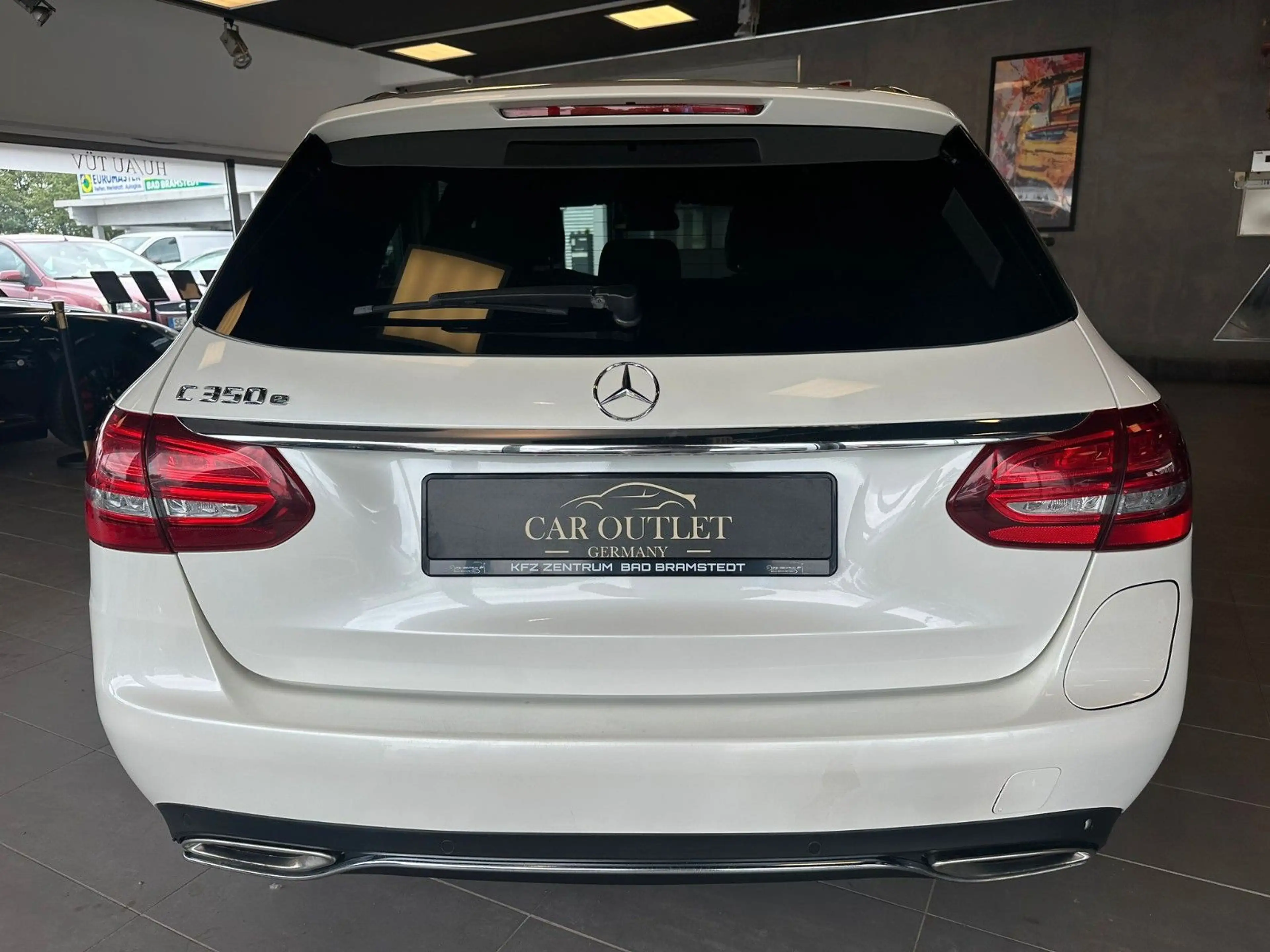Mercedes-Benz C 350 e | Designo | Kamera | Memory | Avantgarde — photo 3